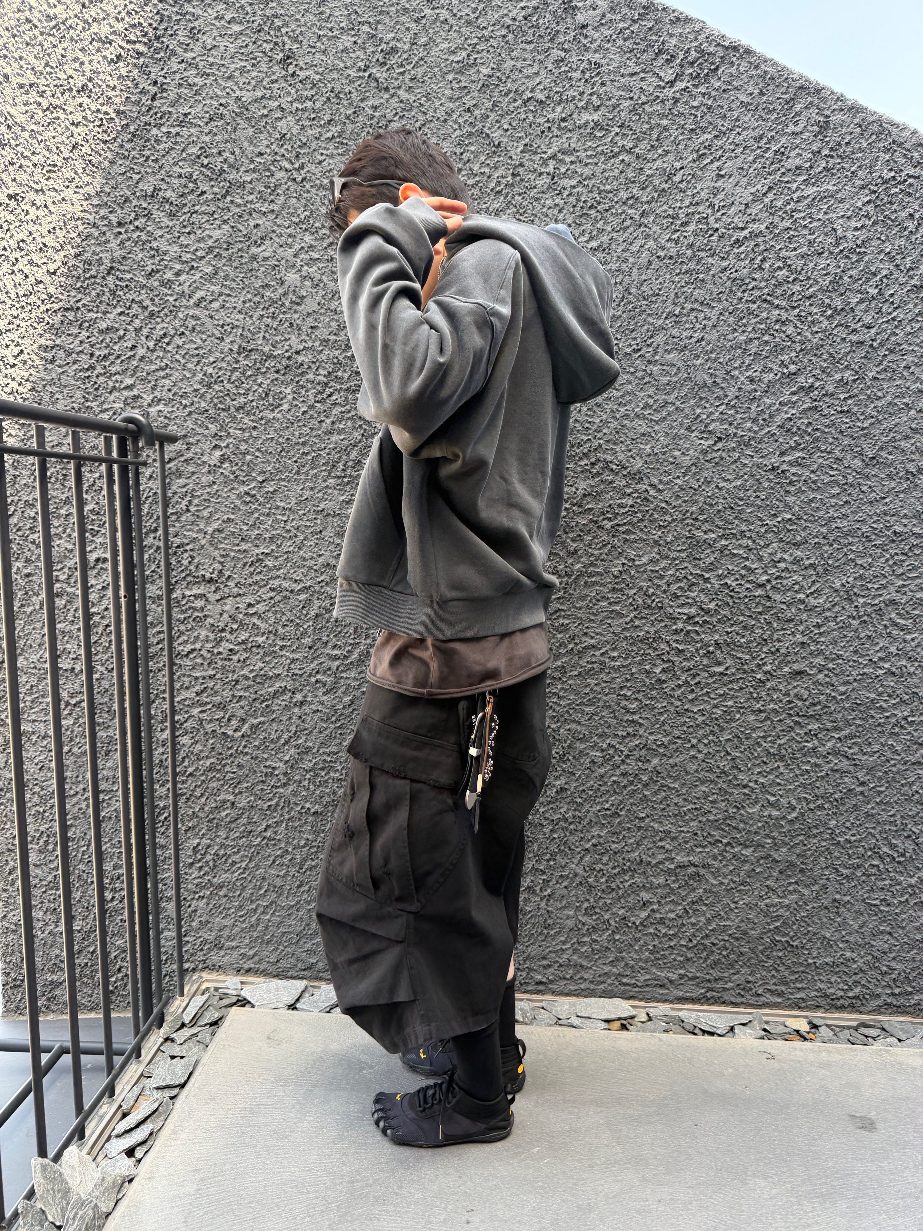 Nonnod Duplex Hooded Zip-Up Chacoal, Undermycar Faded Core Zip Long Sleeve Charcoal 착용 스타일 - 7