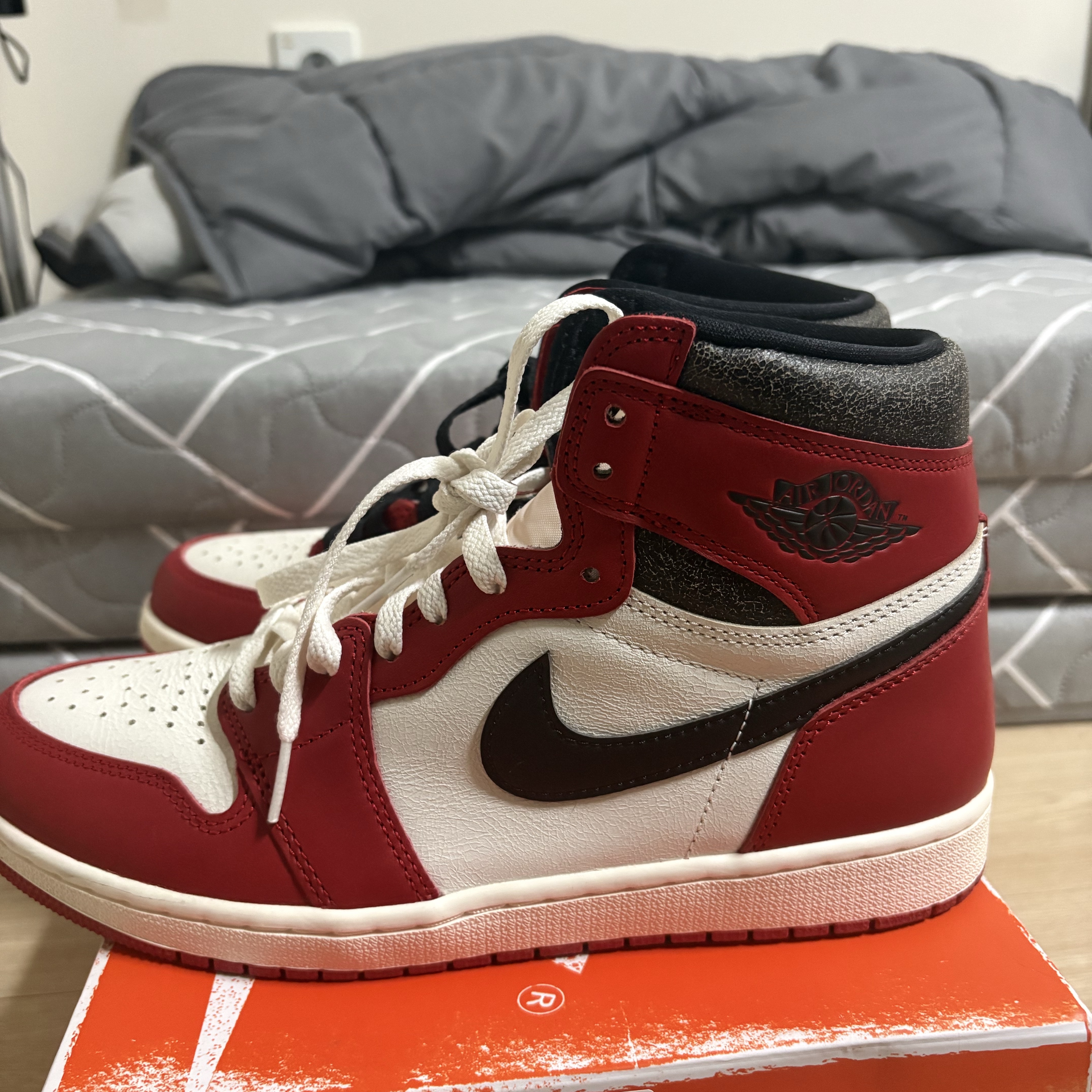 Jordan 1 Retro High OG Chicago 2022 착용 스타일 - 2