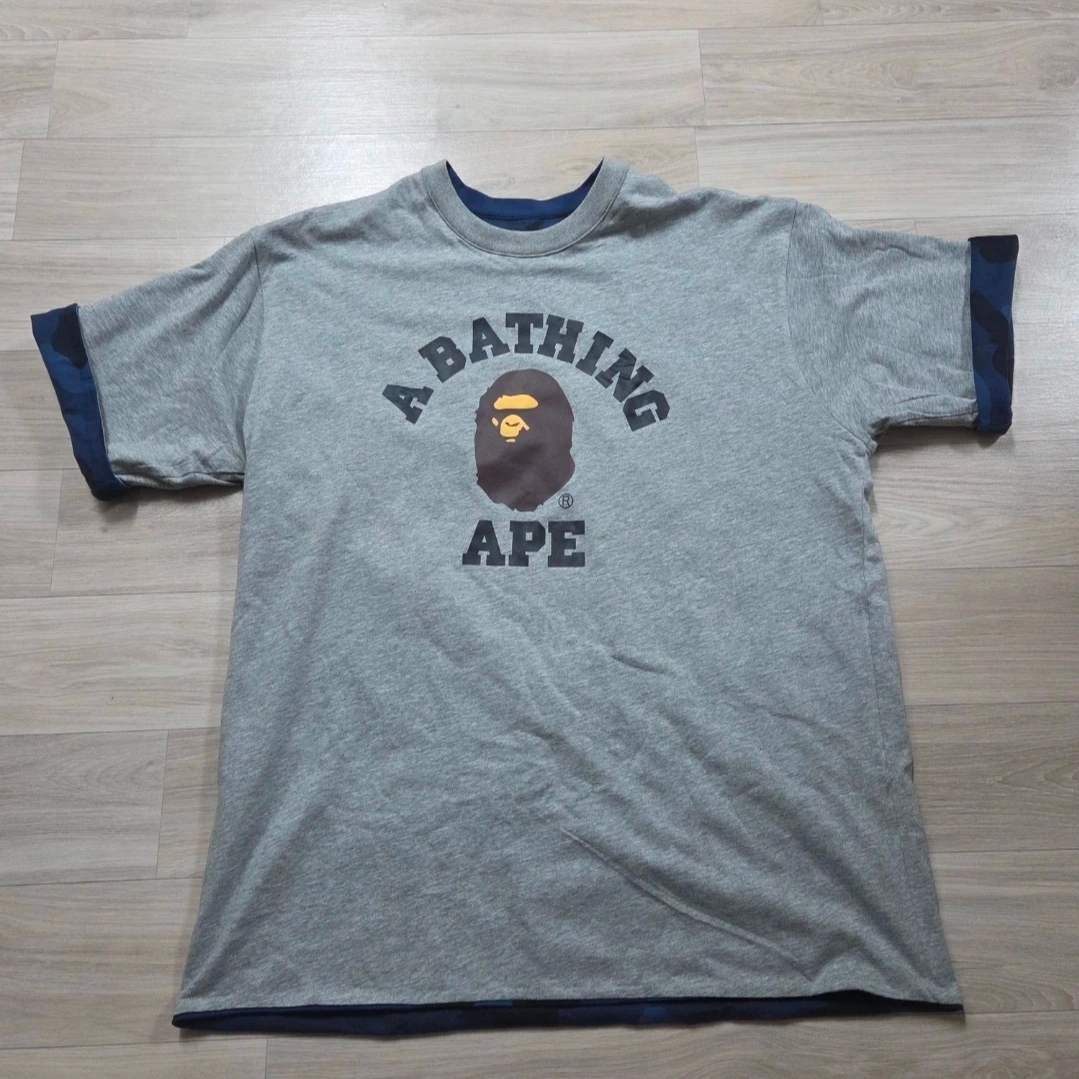 BAPE Color Camo Reversible T-Shirt Navy 착용 스타일 - 1