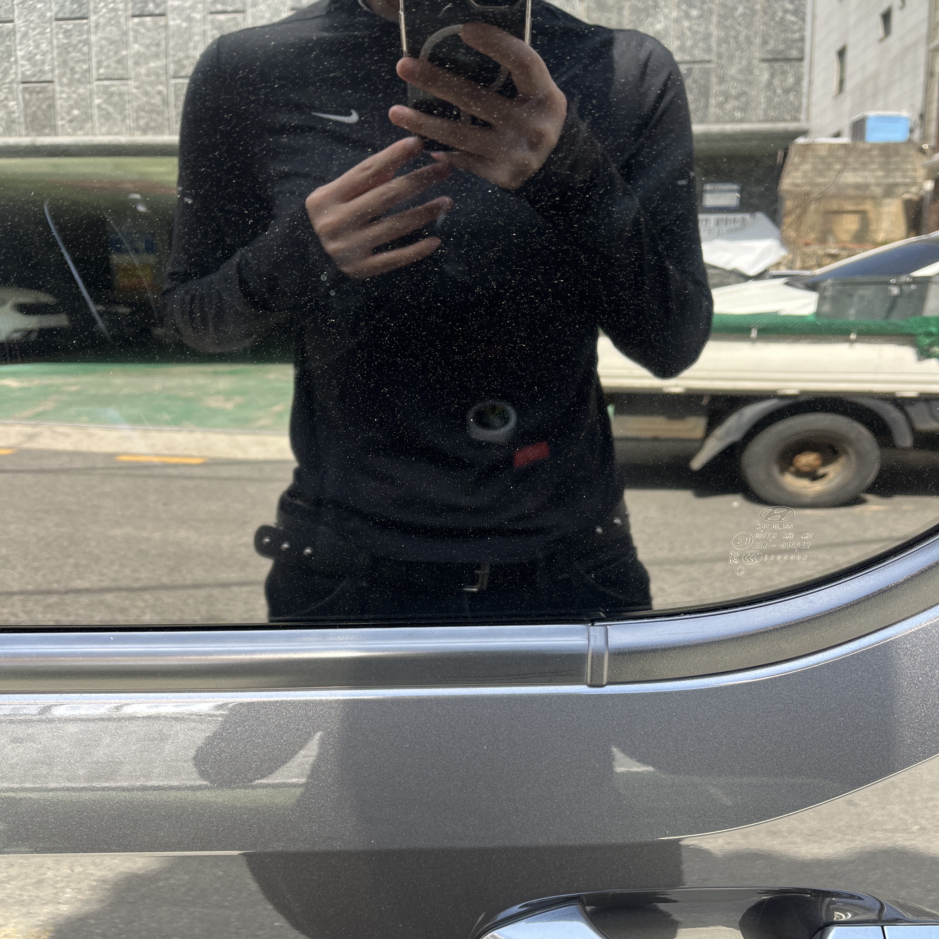 (W) Nike Swift Dri-Fit Long Sleeve Crewneck Running Top Black - Asia 착용 스타일 - 1