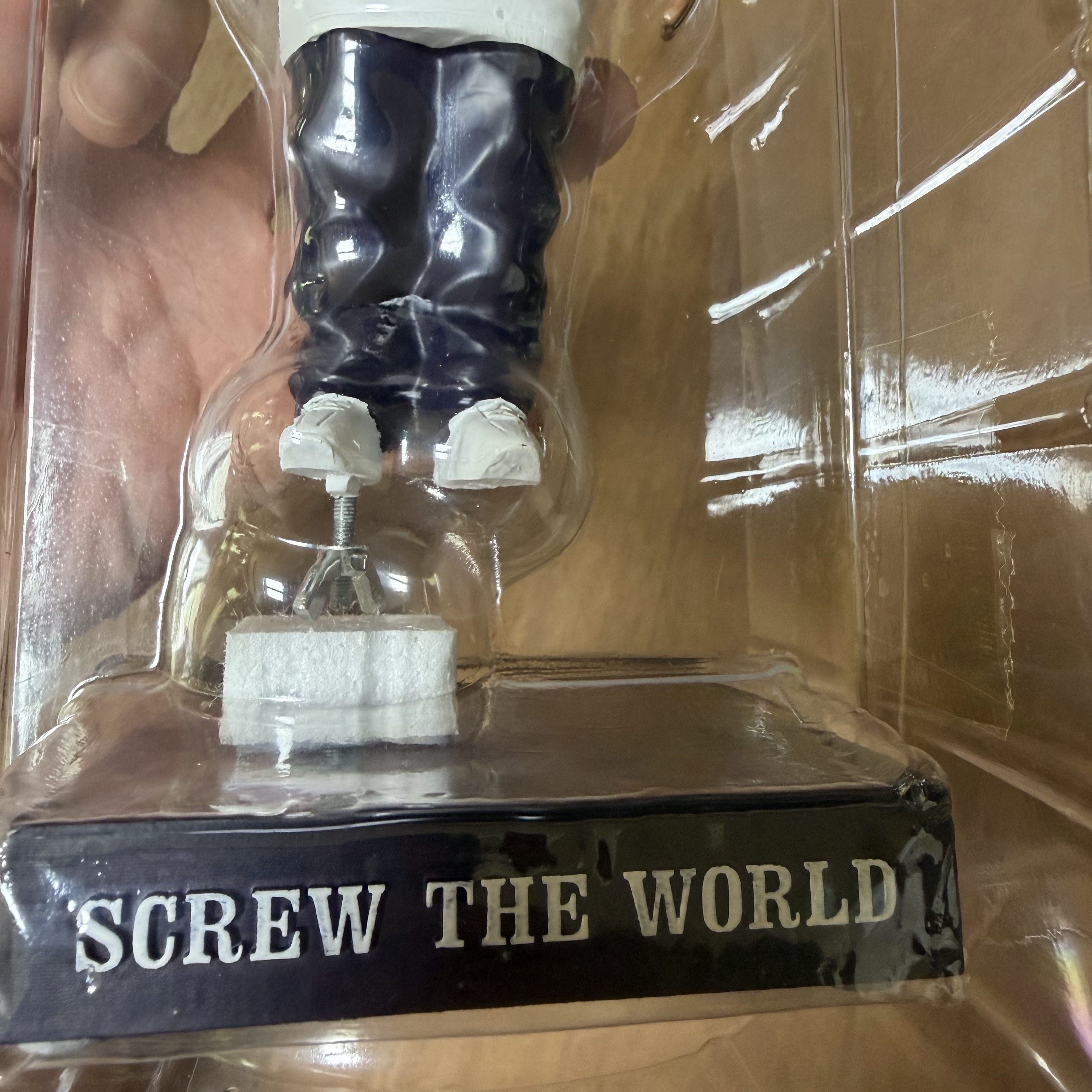 Supreme x DJ Screw Foco Bobblehead Multicolor - 26SS 착용 스타일 - 7