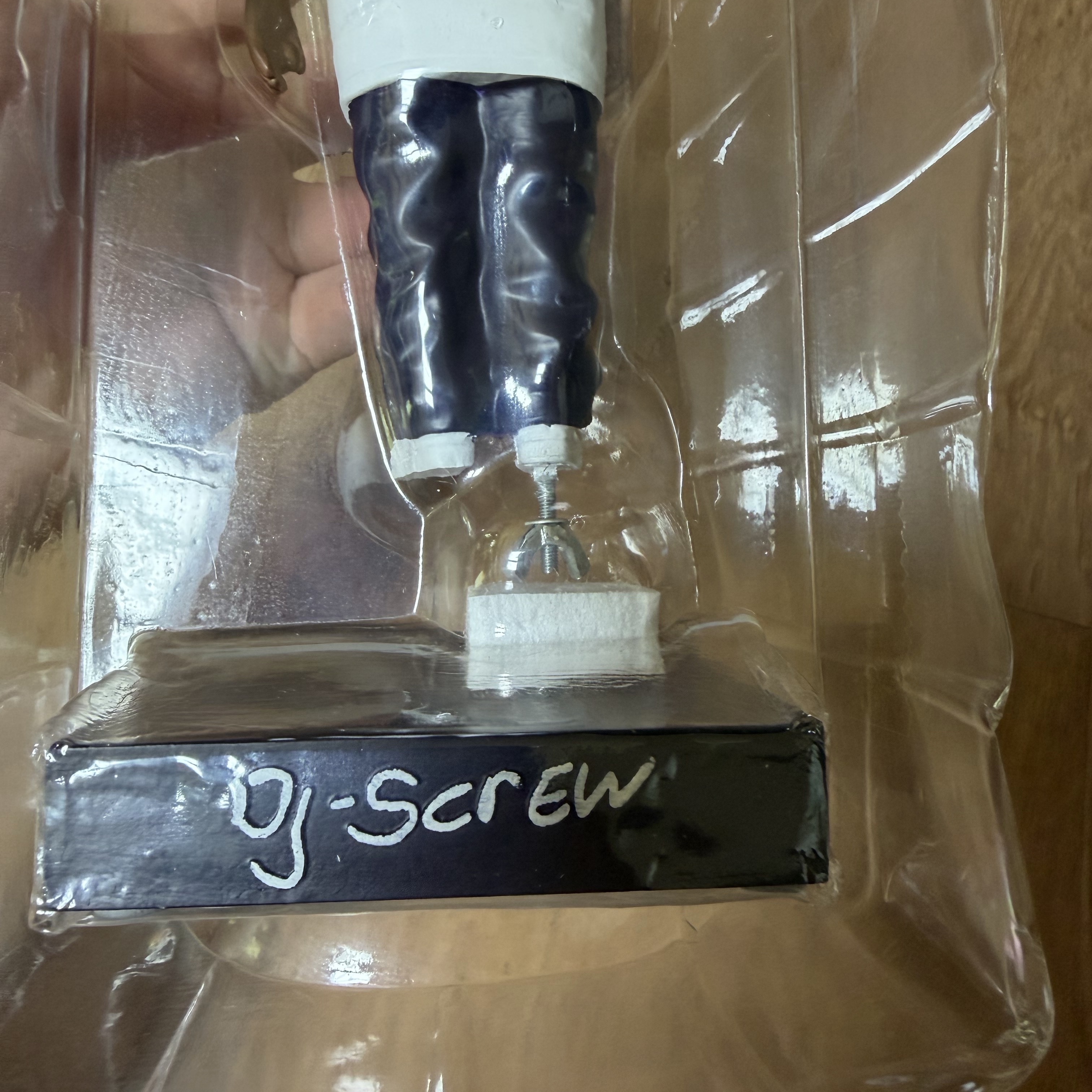 Supreme x DJ Screw Foco Bobblehead Multicolor - 26SS 착용 스타일 - 9