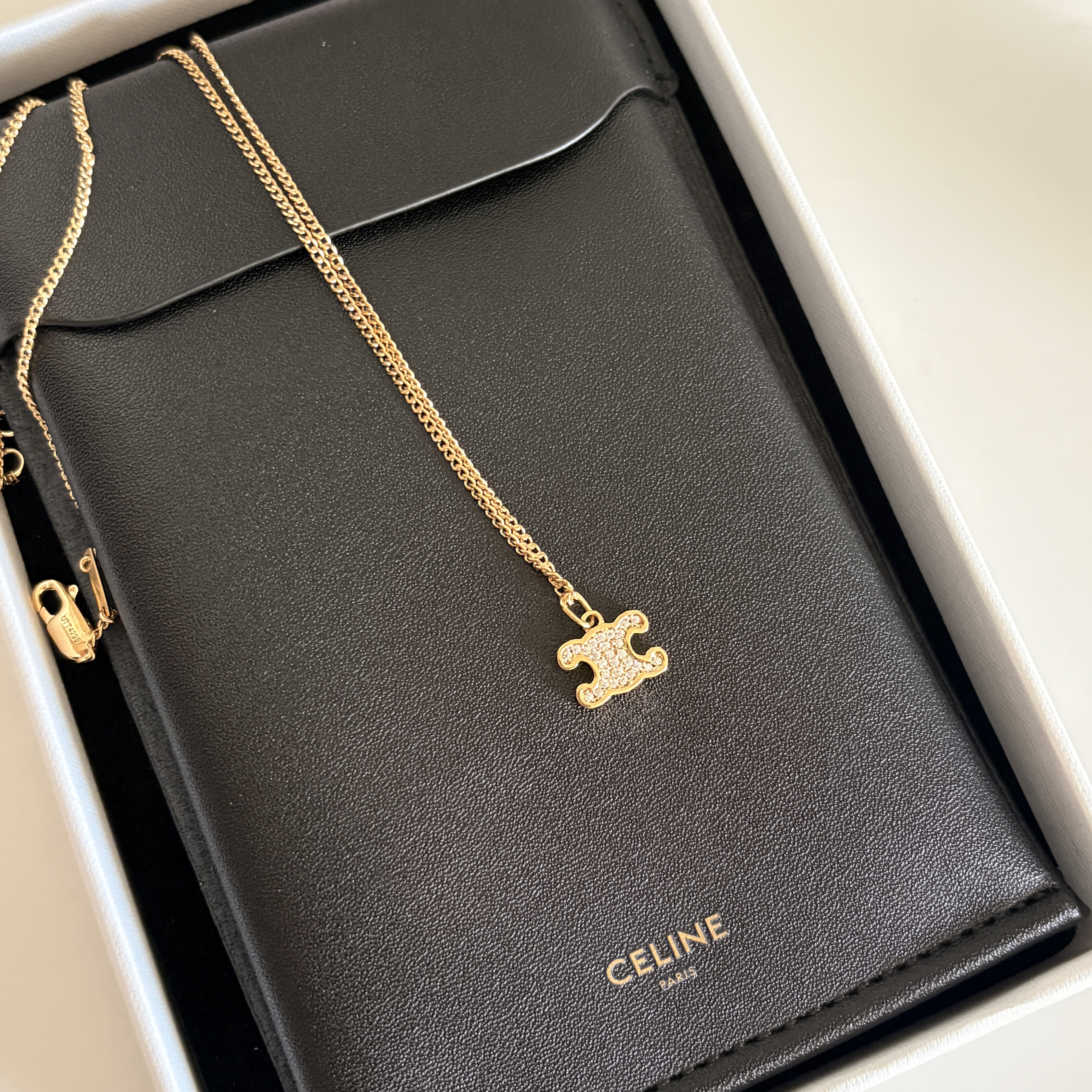 (W) Celine Triomphe Rhinestone Necklace in Brass with Gold Finish and Crystals Gold 착용 스타일