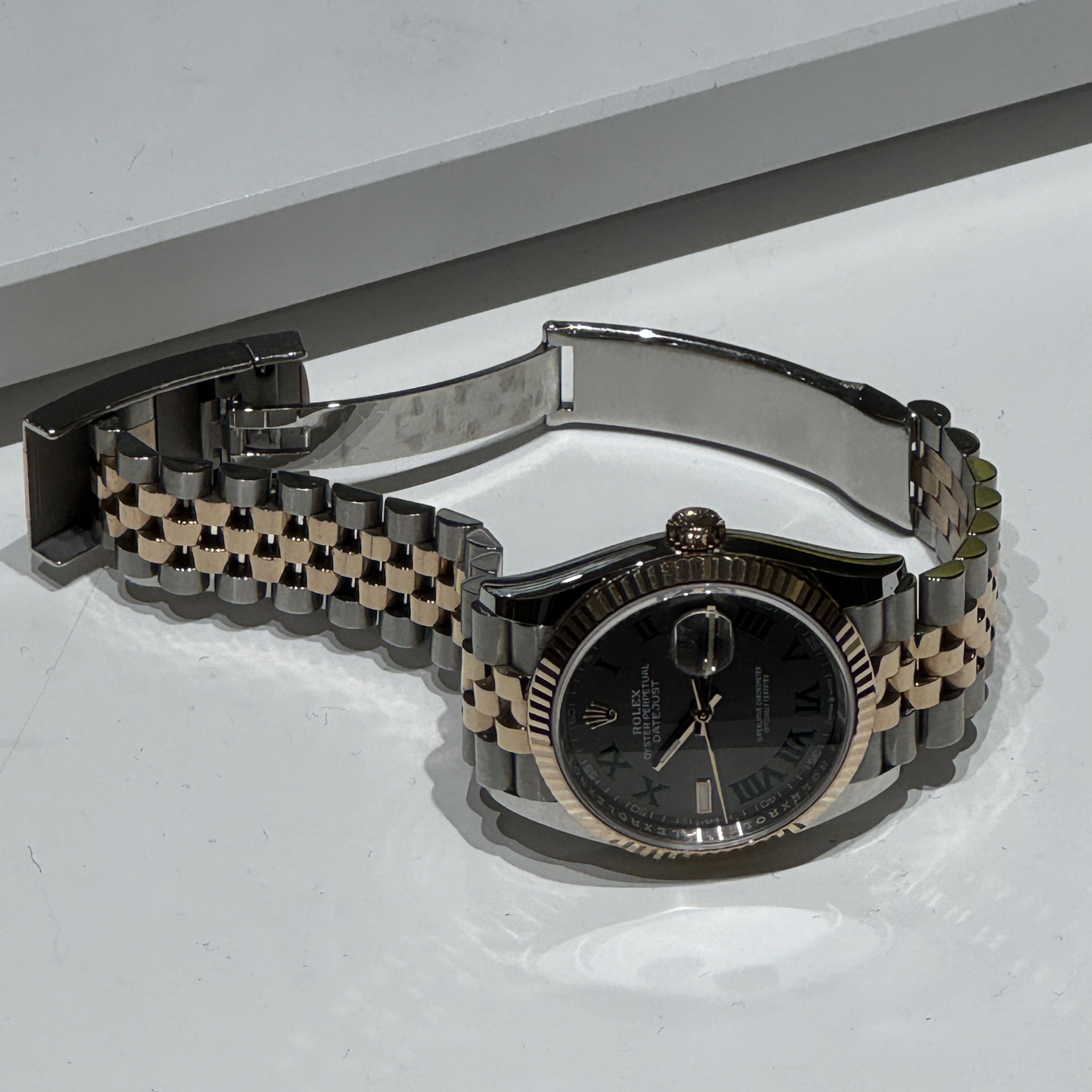 Rolex Datejust 36mm 126231 Slate Roman Jubilee 착용 스타일
