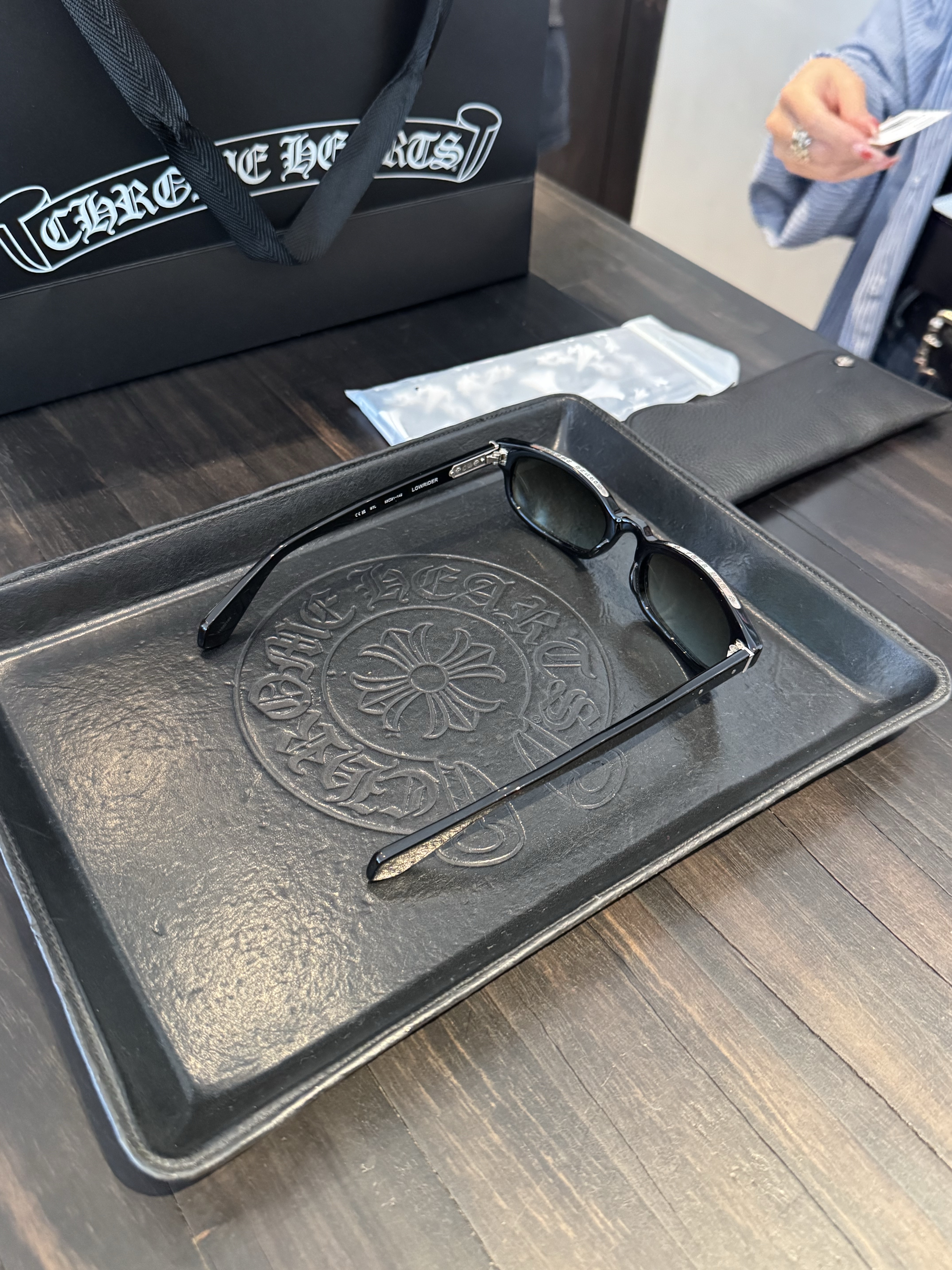 Chrome Hearts Lowrider Starlight, Chrome Hearts Silichrome CH Cross Pendant Black Glitter 2025 착용 스타일 - 1