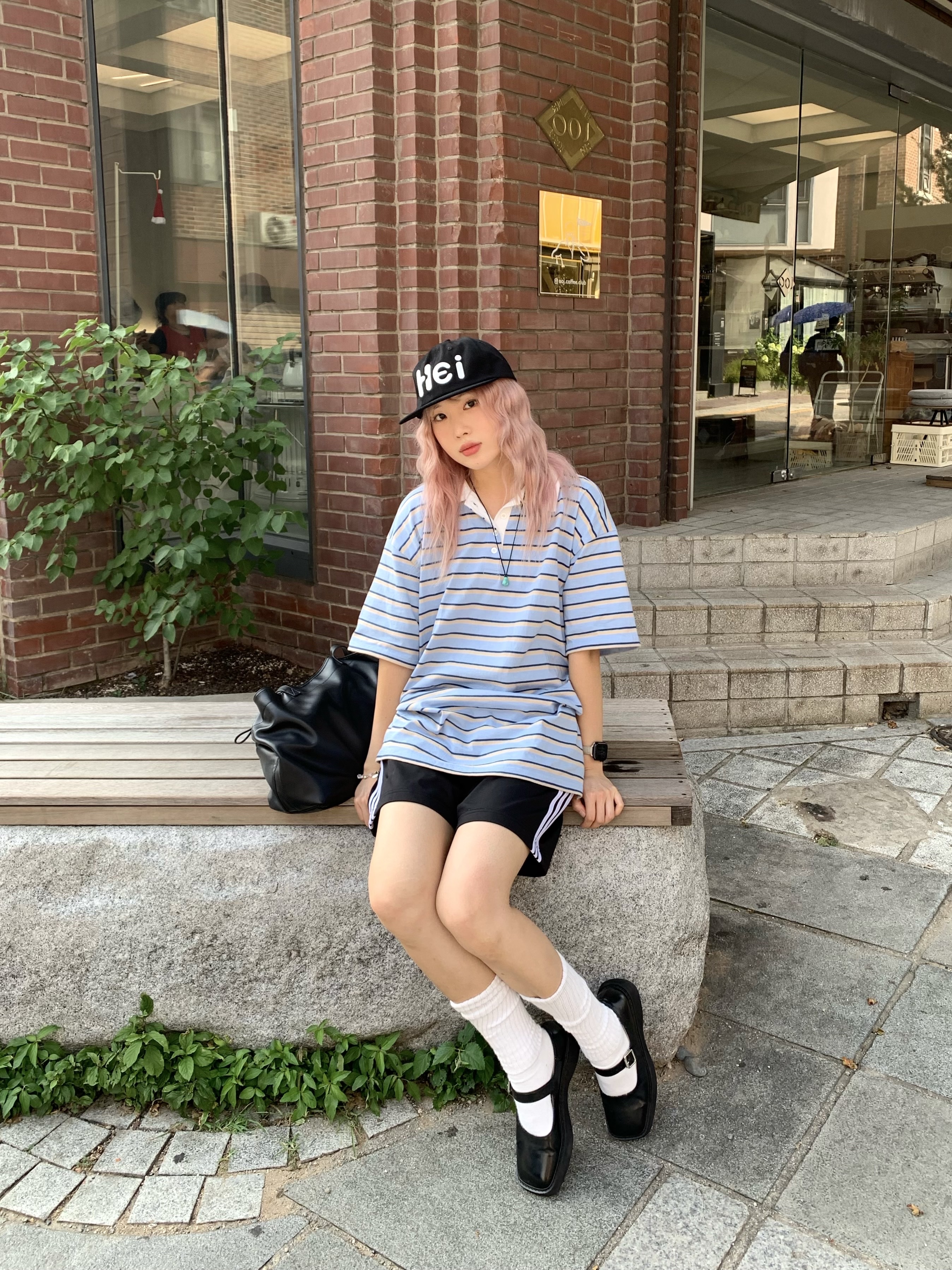Adidas Adicolor Firebird Shorts Black White - KR Sizing 착용 스타일 - 5