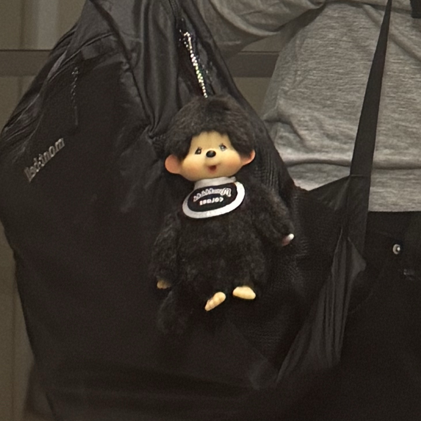 Monchhichi Colors Key Chain Black 착용 스타일