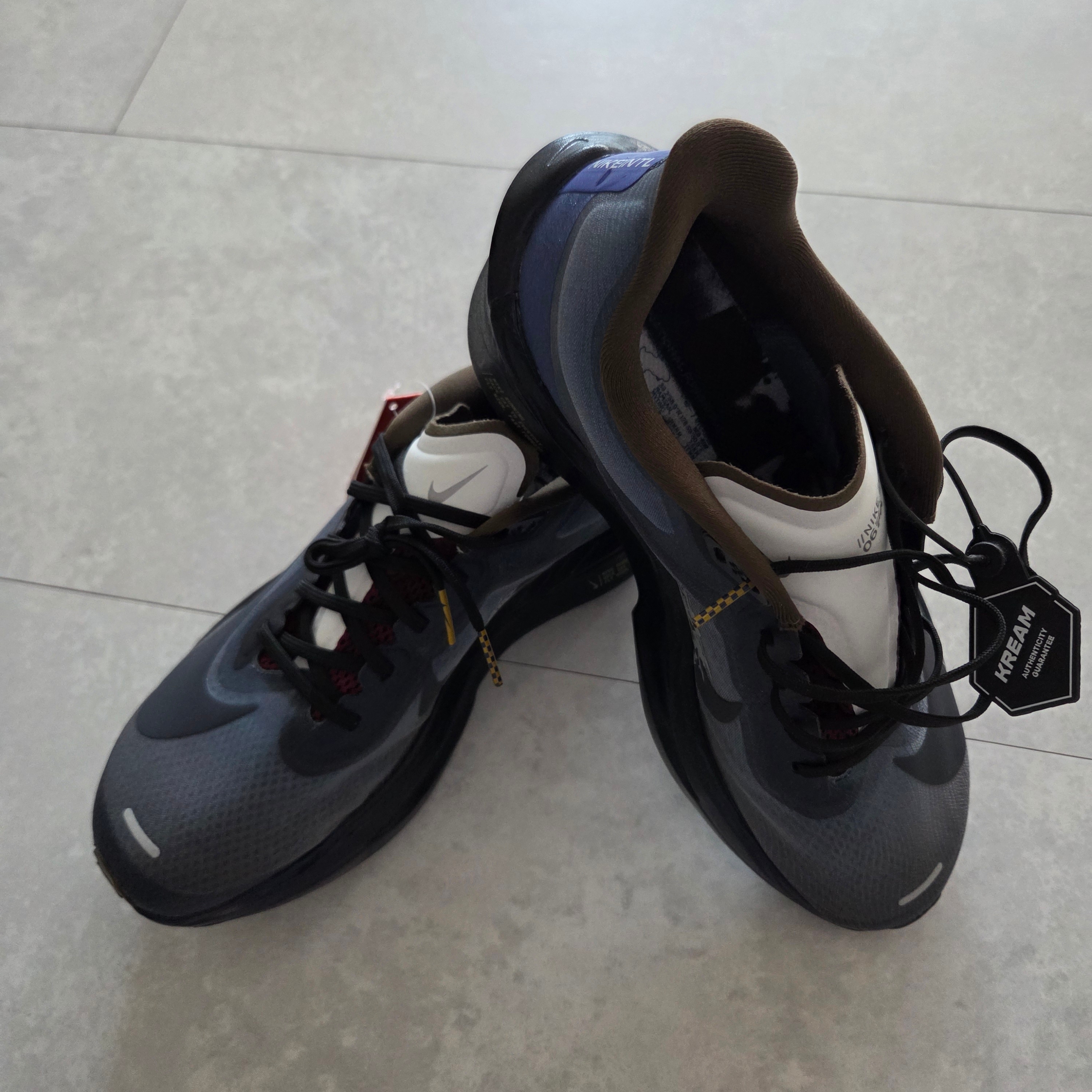 Nike Zoom Fly 6 Court Blue Burgundy Ash 착용 스타일