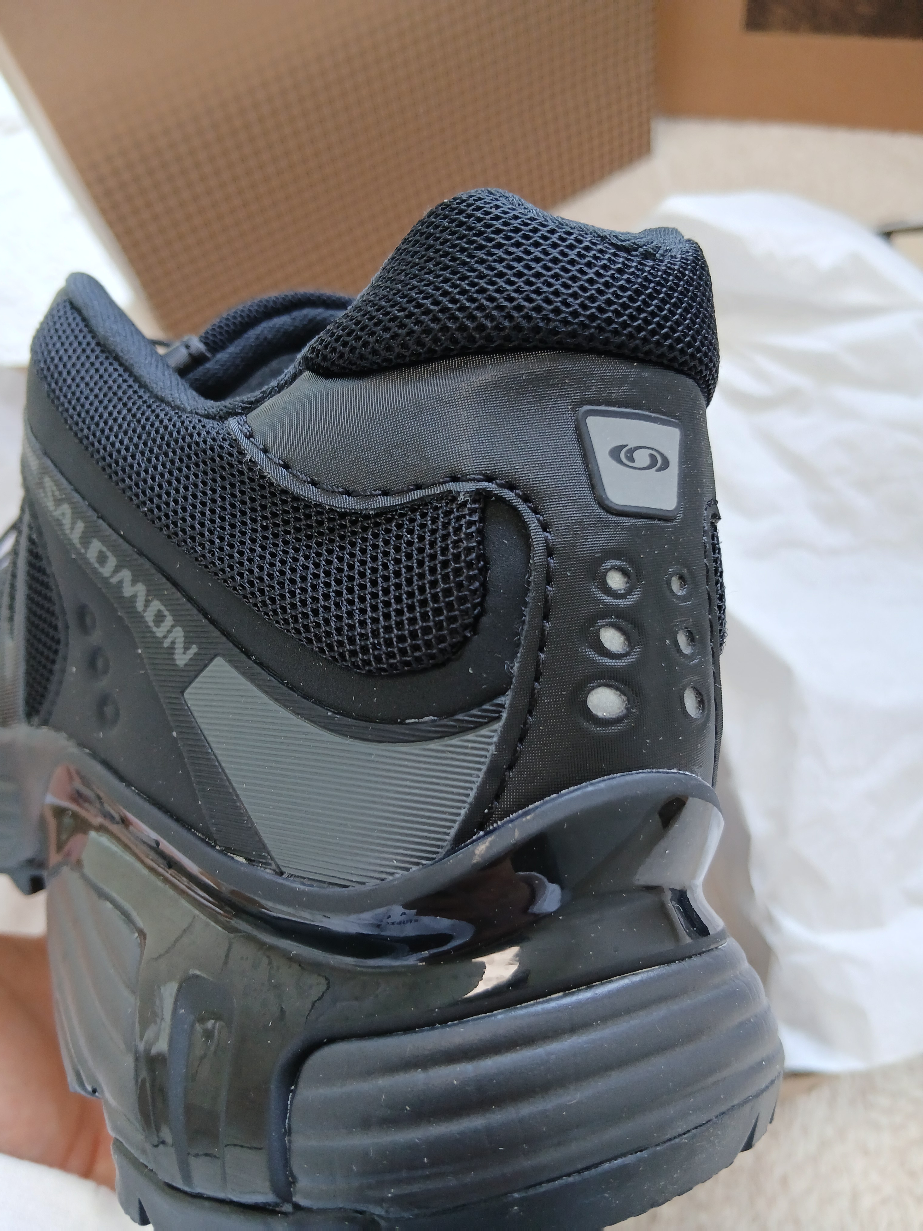 Salomon XT-Whisper Black Asphalt 착용 스타일 - 4