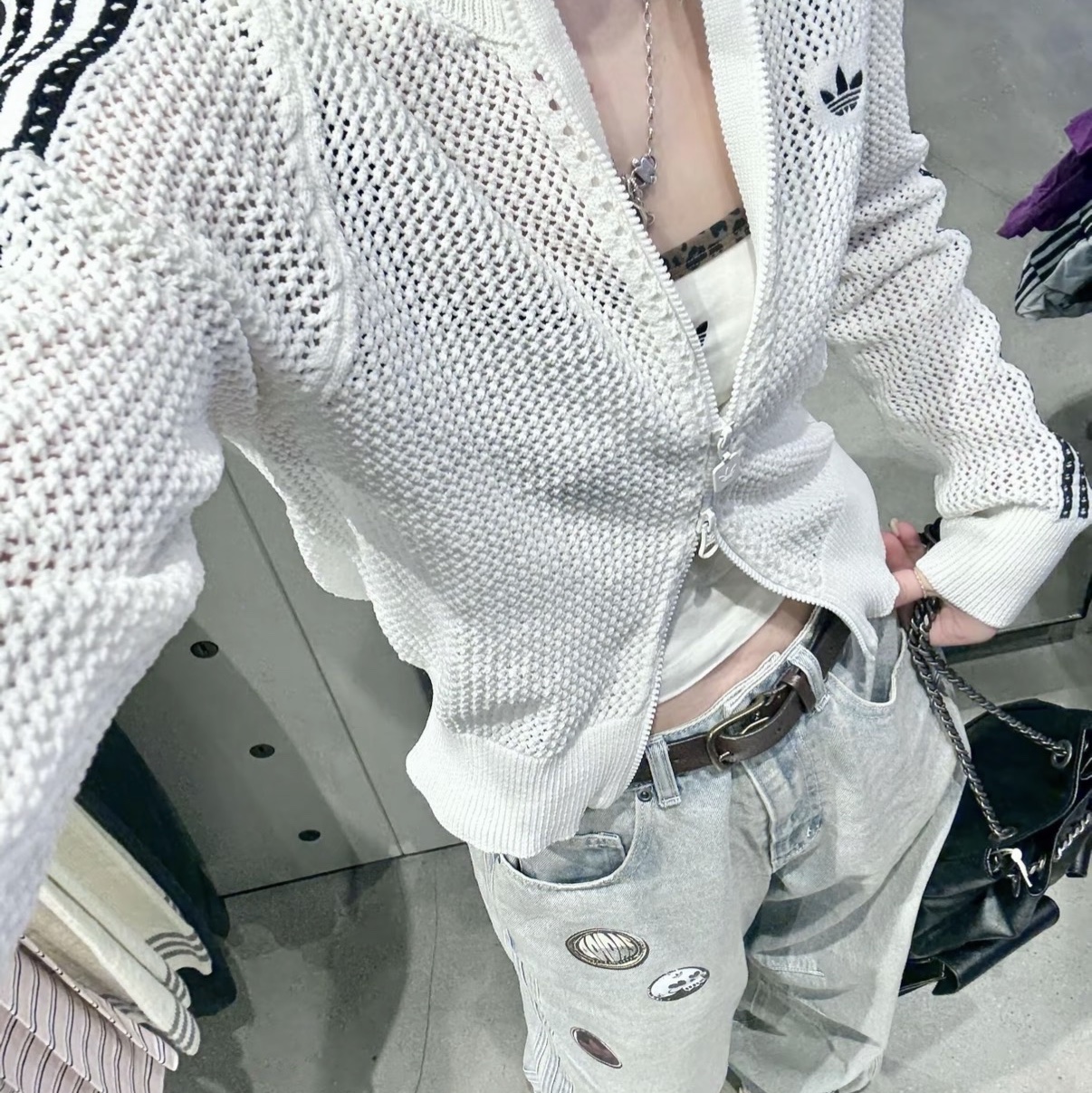(W) Adidas Knitted Crochet Firebird Track Top Off White - KR Sizing 착용 스타일 - 2