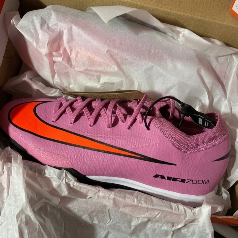 Nike Zoom Mercurial Vapor 16 Pro TF Magic Flamingo Total Crimson 착용 스타일