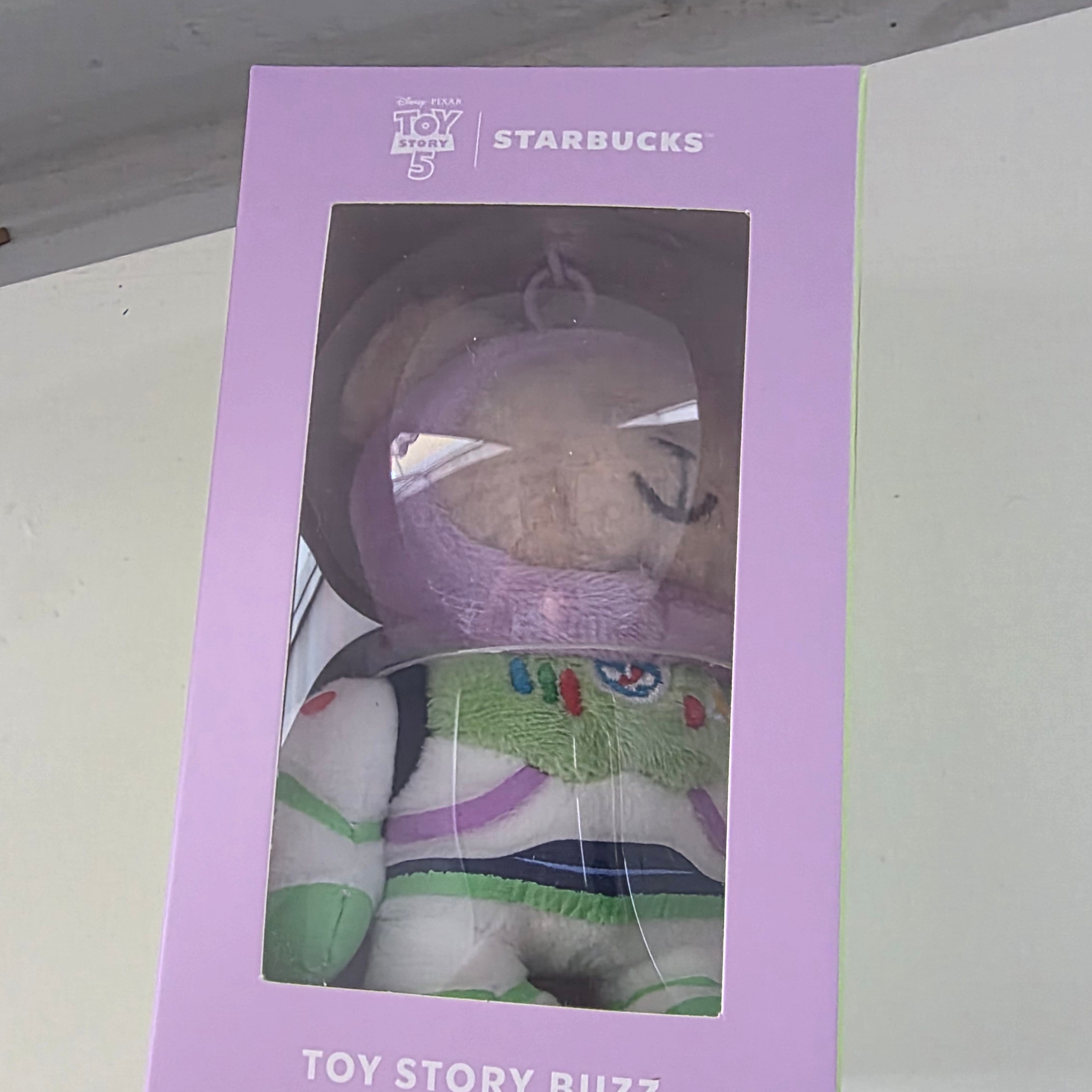 Starbucks x Toy Story 5 MD Buzz Bearista Keychain Purple μ°©μ© μ€νμΌ
