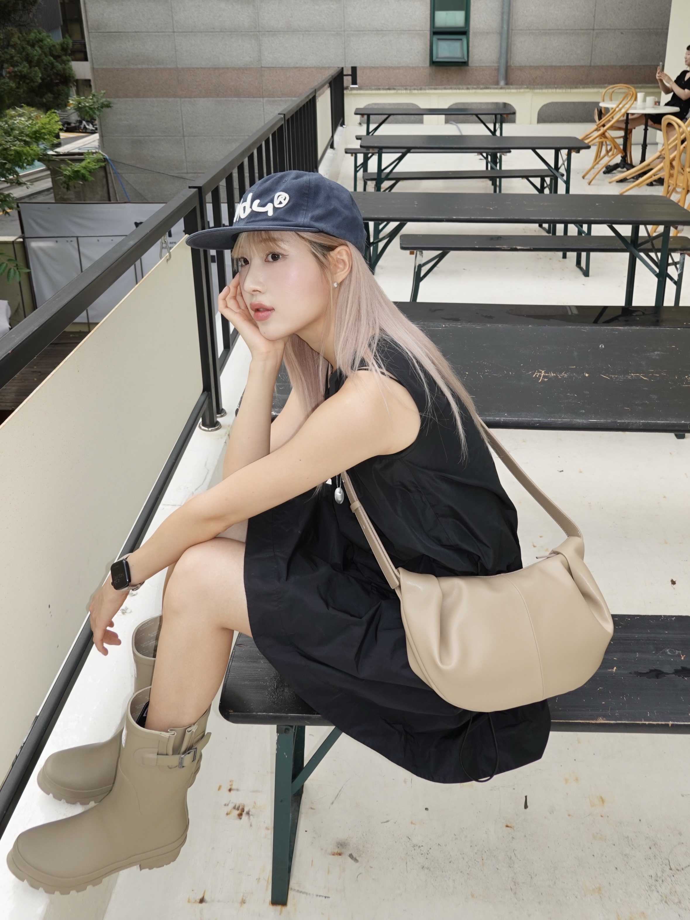 (W) Rockfishweatherwear Original Short Rain Boots Cocoa 착용 스타일 - 4