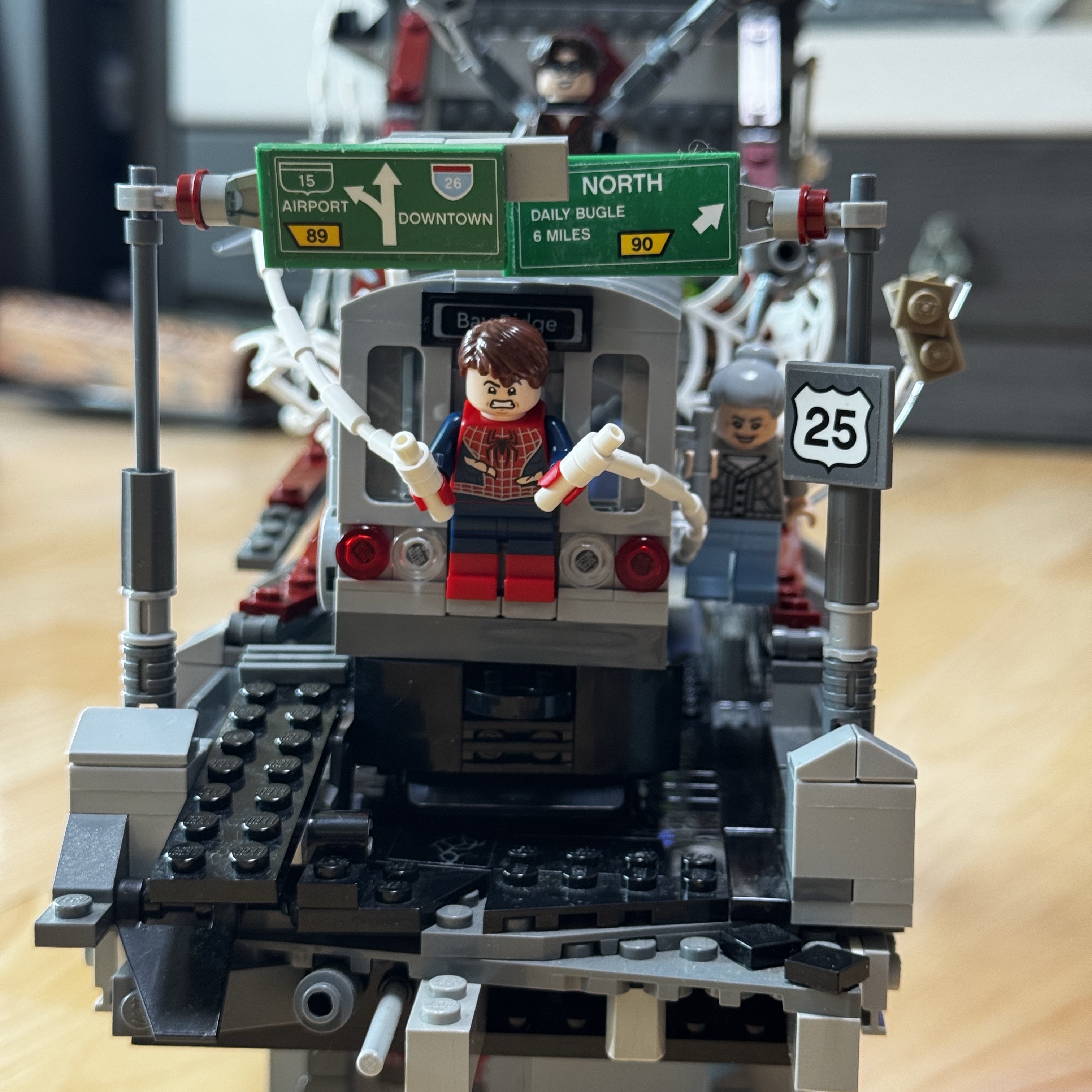 Lego Marvel Spider-Man vs. Doc Ock Subway Train Scene, Lego Marvel Spider-Man Web Warriors Ultimate Bridge Battle 착용 스타일 - 1
