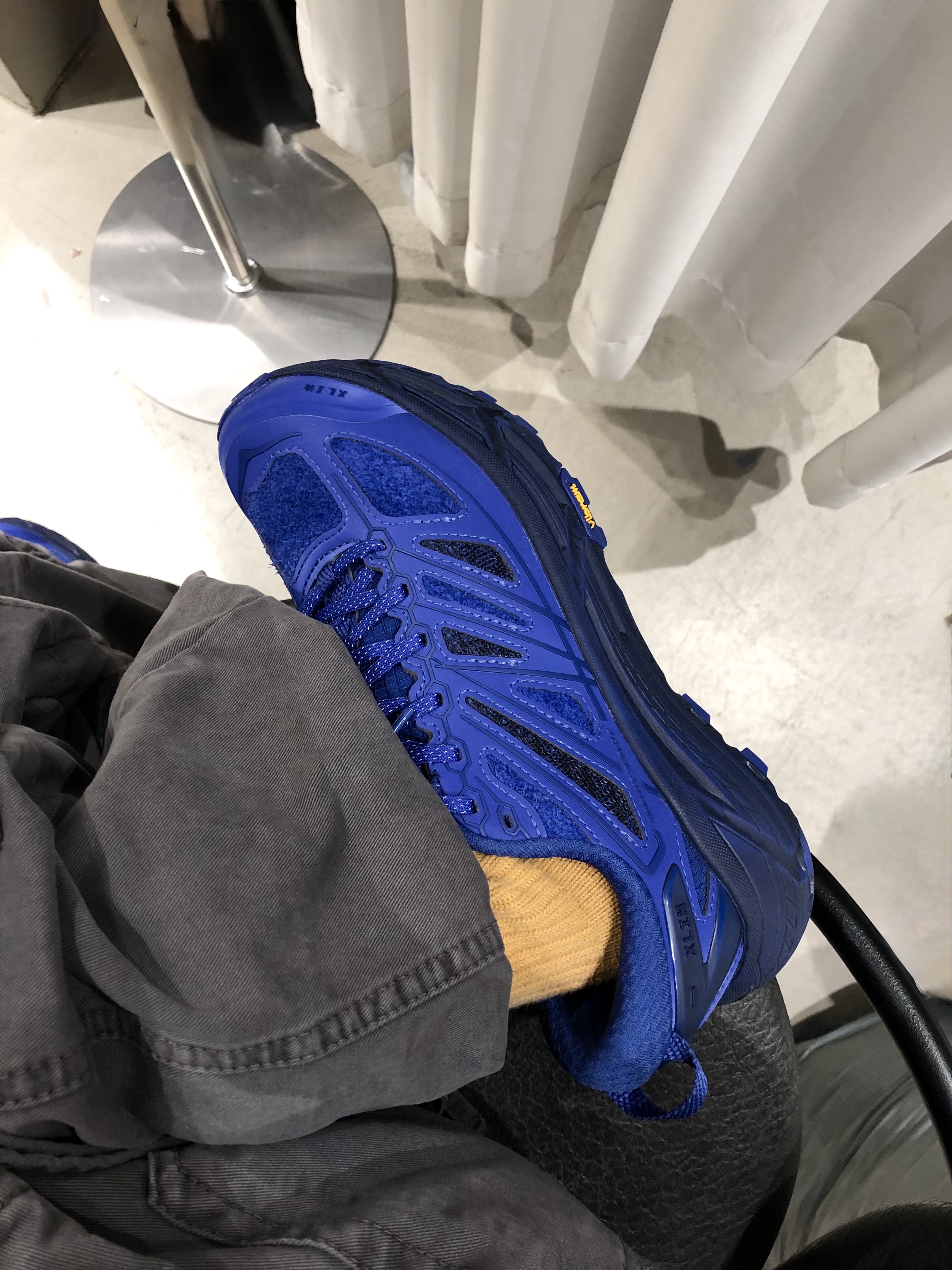 Hoka x Xlim Mafate Speed 2 TS Cobalt Blue 착용 스타일 - 1