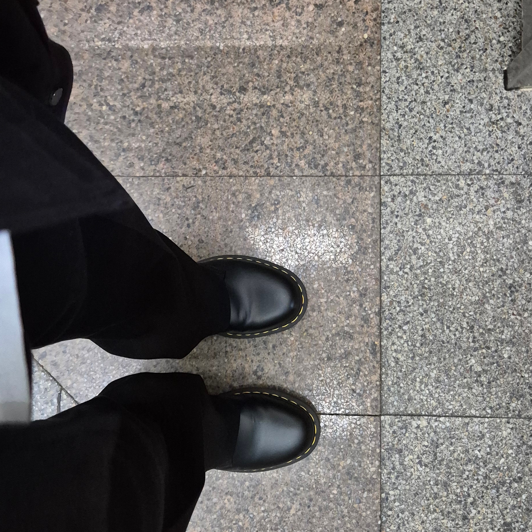 Dr. Martens 1461 Smooth Black 착용 스타일