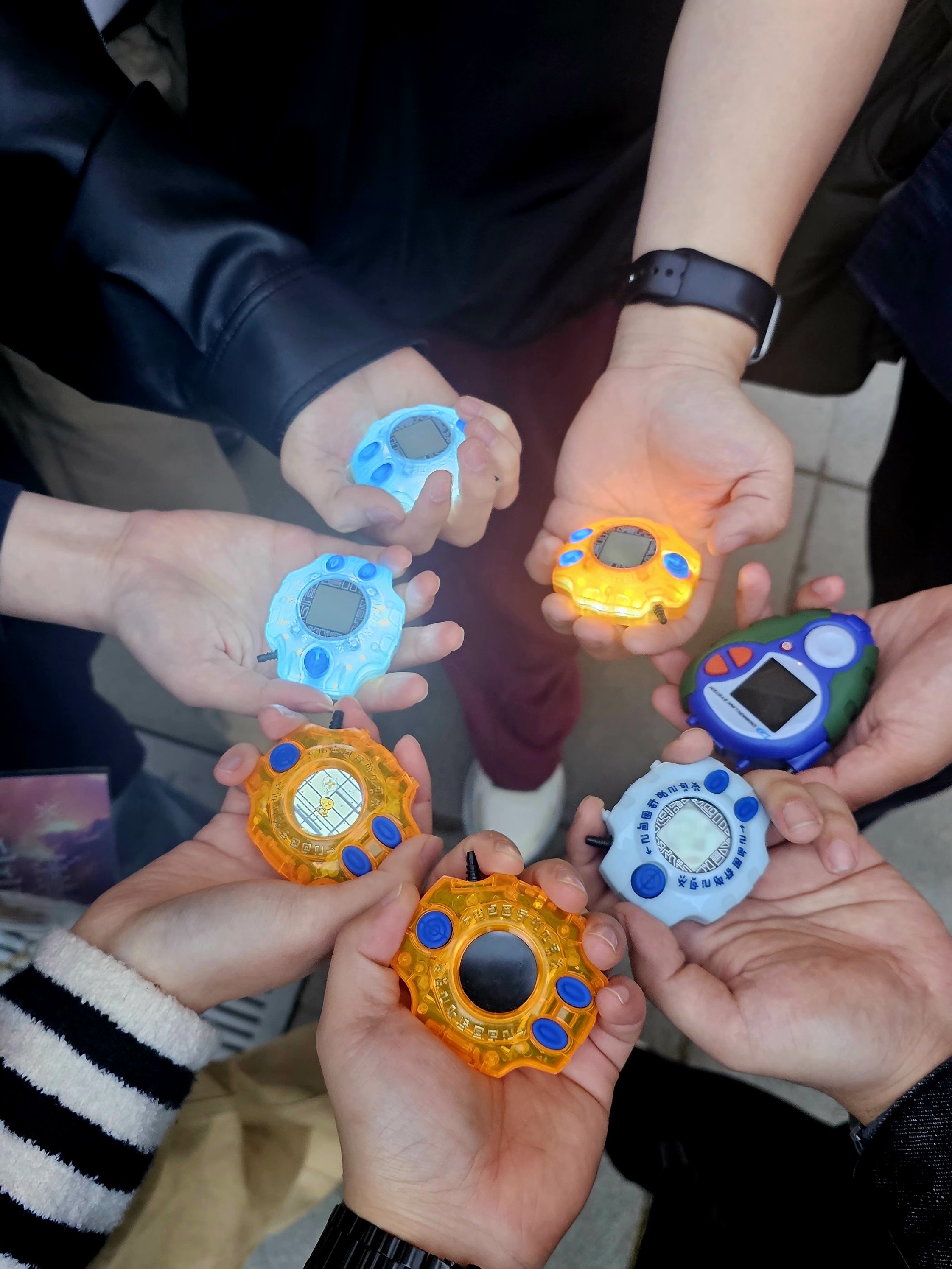 Bandai Digimon Adventure 25th Anniversary Digivice Color Evolution DX Set Yagami Taichi Shin Taeil (Korean Ver.), Bandai Digimon Adventure 25th Anniversary Digivice Color Evolution (Korean Ver.) 착용 스타일 - 2