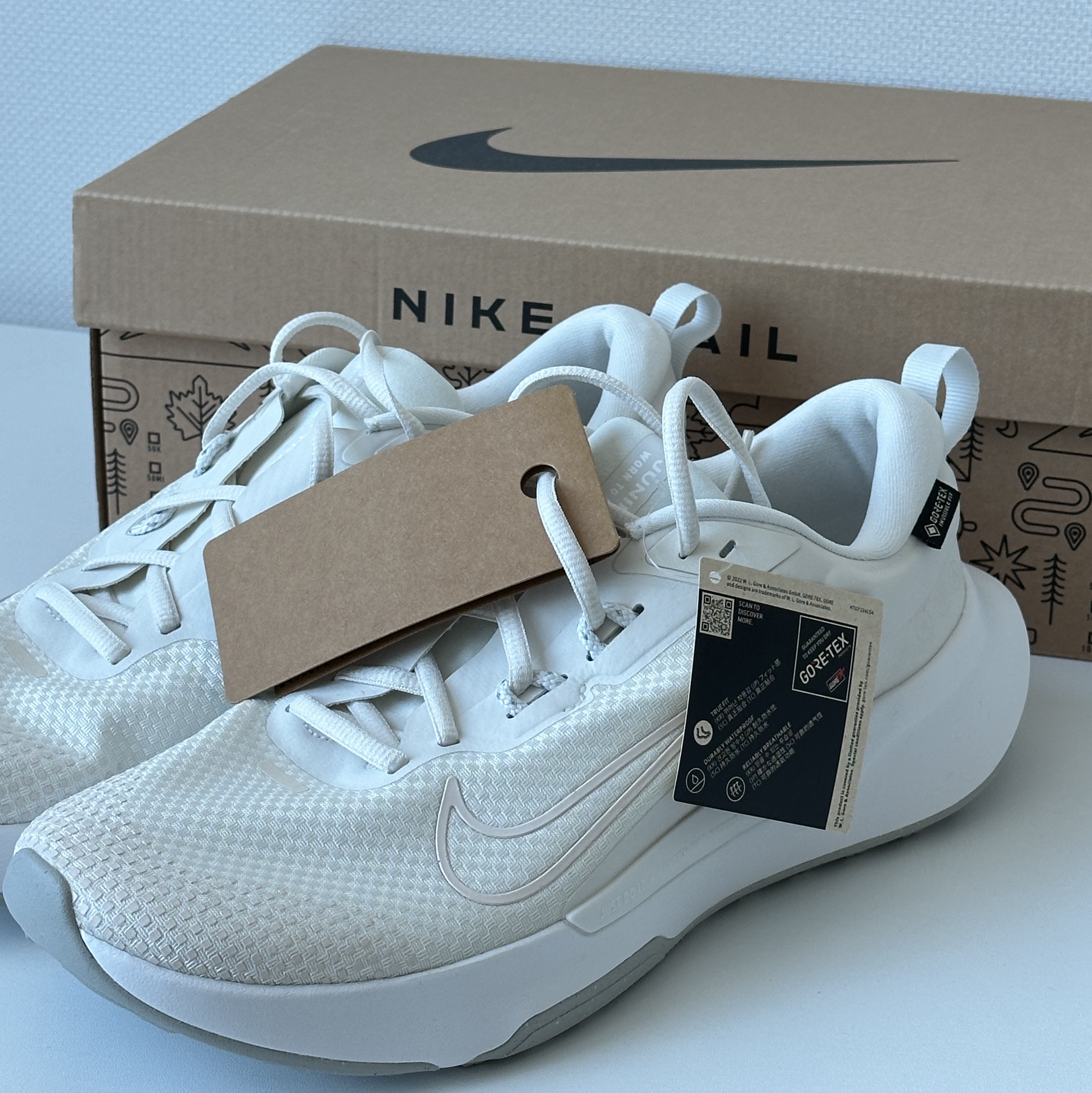 Nike Juniper Trail 2 Gore-Tex Beige Summit White 착용 스타일