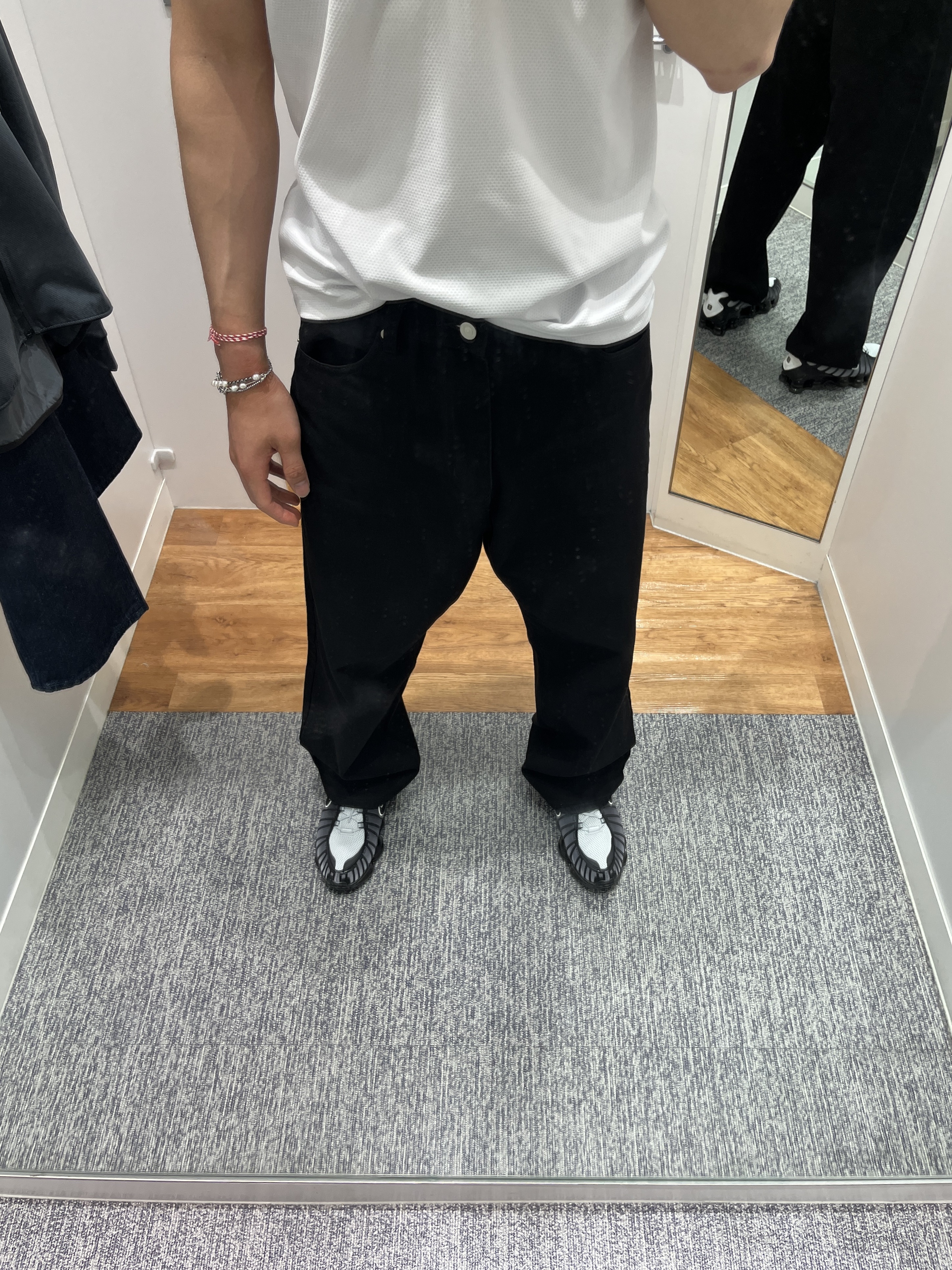 Nike Shox TL Black Pure Platinum, Ajobyajo PBA White Pearl Bracelet Silver 착용 스타일