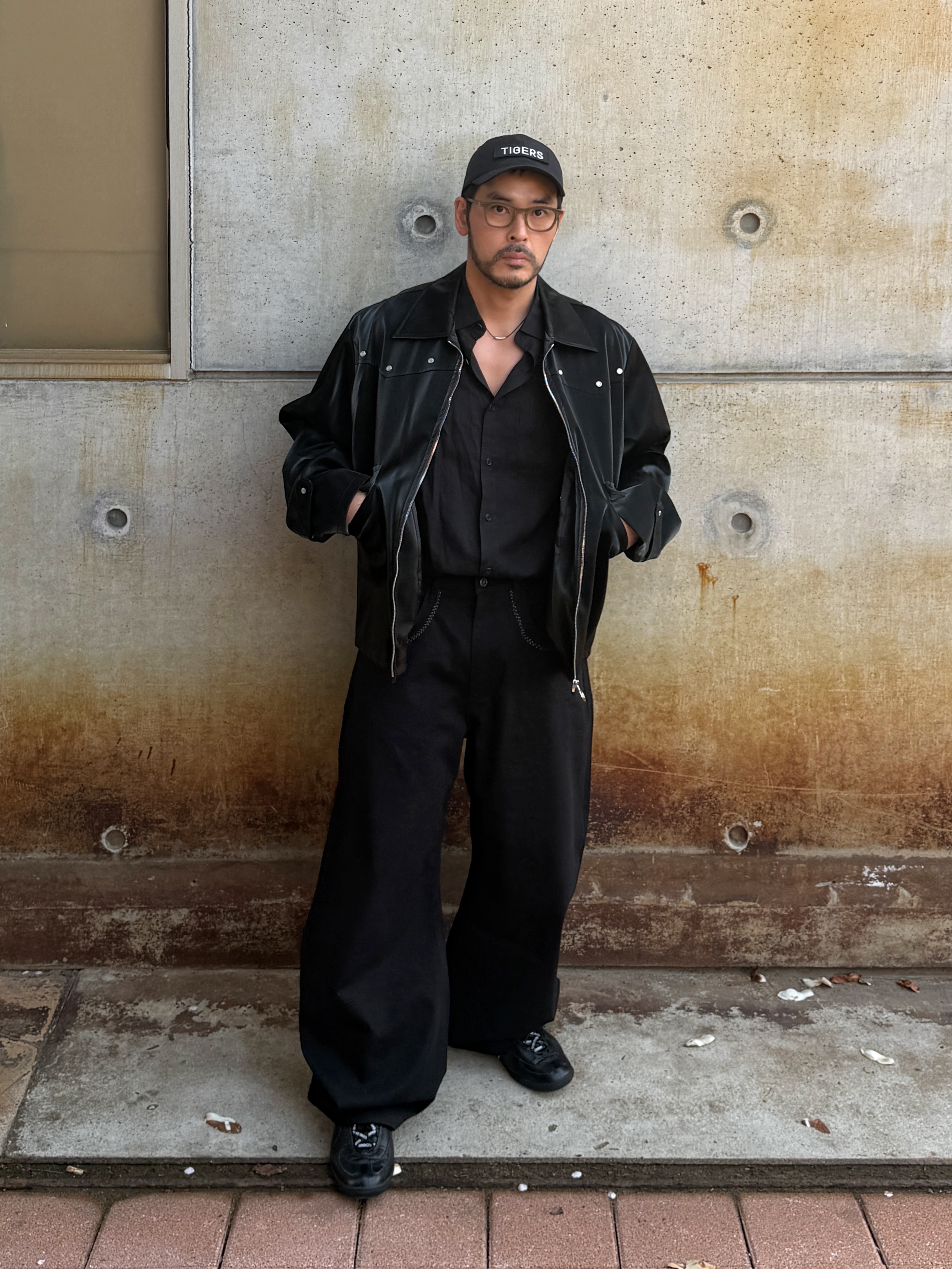 COREOFALCHEMY Essential Fringe Black, COREOFALCHEMY german fold GAT Sneakers 착용 스타일 - 8