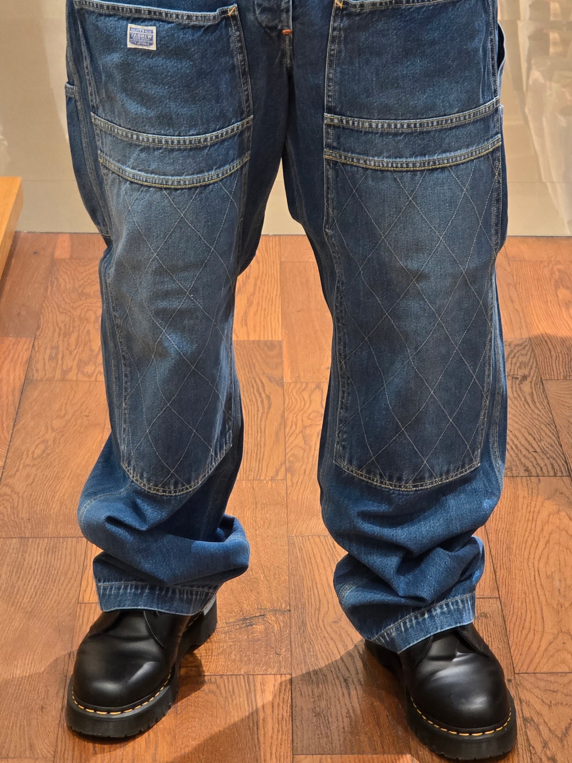 Kapital 11.5 oz. Denim Lumber Pants Indigo (Processing), Dr. Martens 1461 Bex Black 착용 스타일 - 1