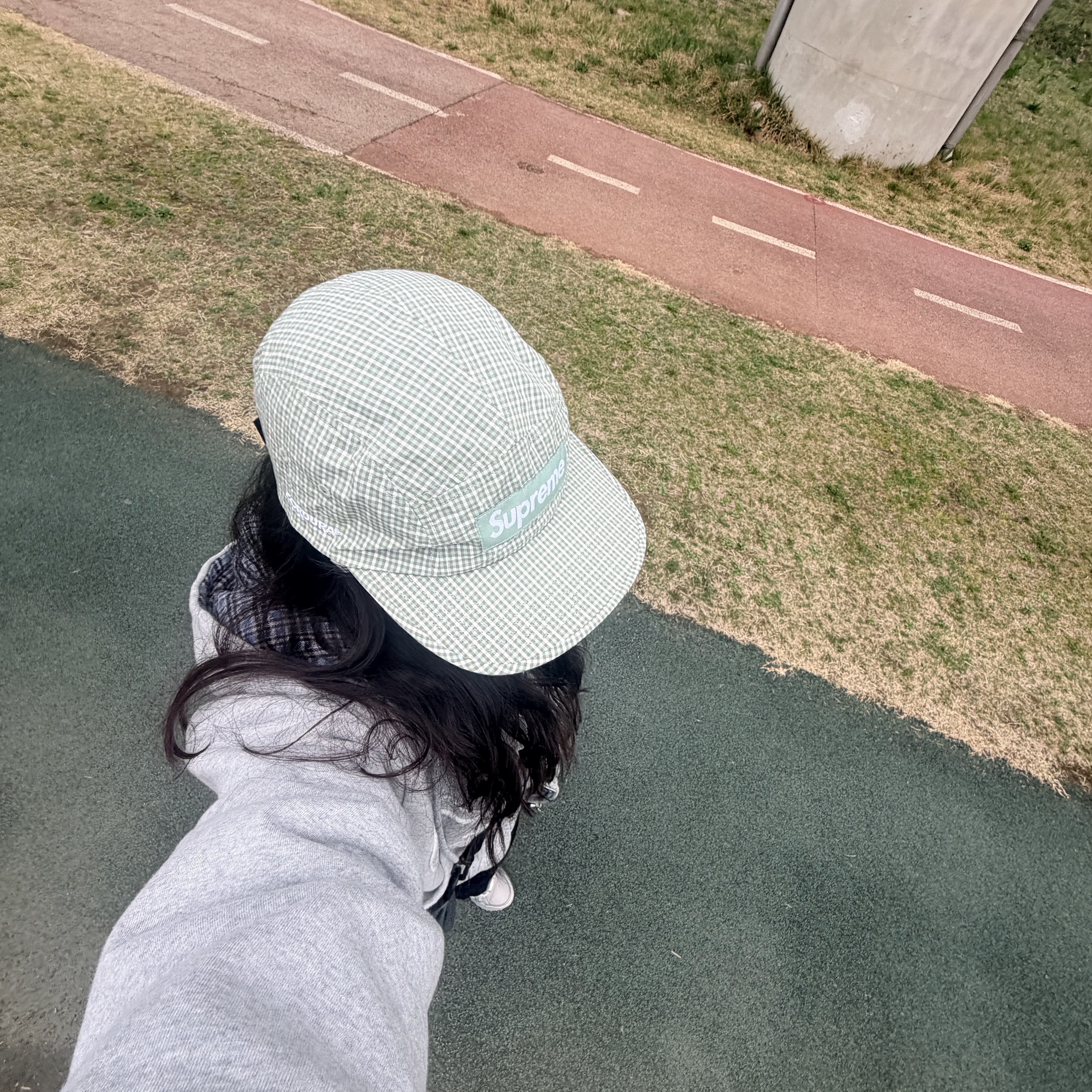 Supreme Cordura Plaid Camp Cap Olive - 25SS 착용 스타일 - 2