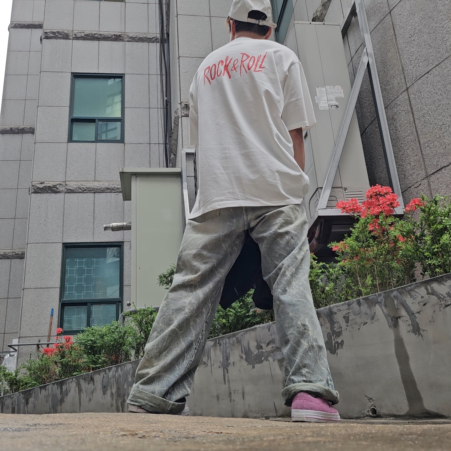 Supreme x MM6 Maison Margiela Painted Camp Cap White - 24SS, Converse One Star Pro Flower Light Orchid 착용 스타일 - 5