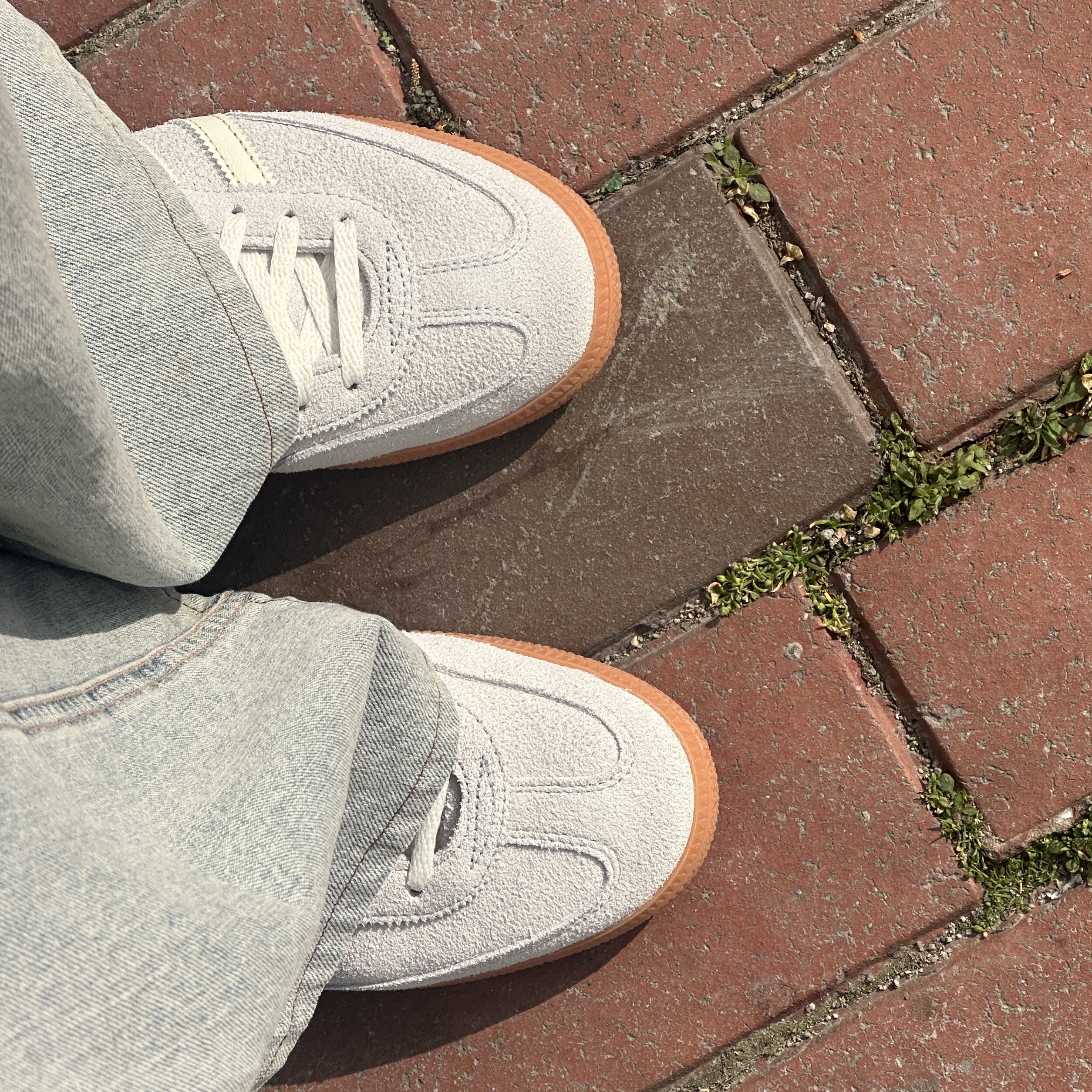 (W) Adidas Spezial Handball Wonder Silver Off White 착용 스타일