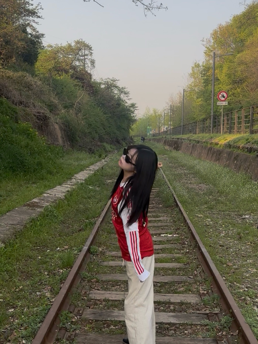 Adidas Arsenal 2025/26 Home LS Jersey Better Scarlet White - KR Sizing (Non Marking Ver.) 착용 스타일 - 1