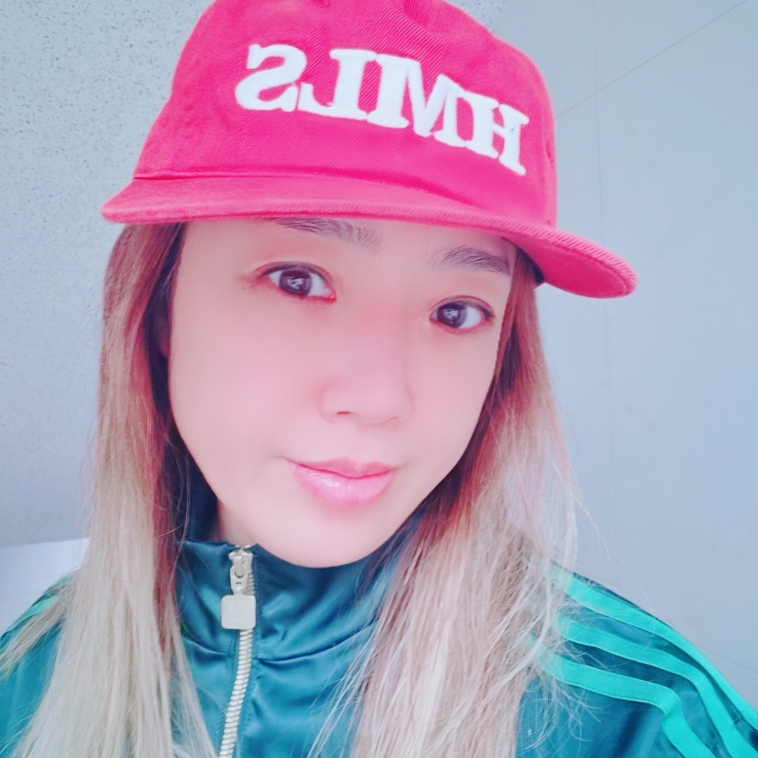 Hommless HMLS Vintage 5 Panel Hat Washed Red 착용 스타일