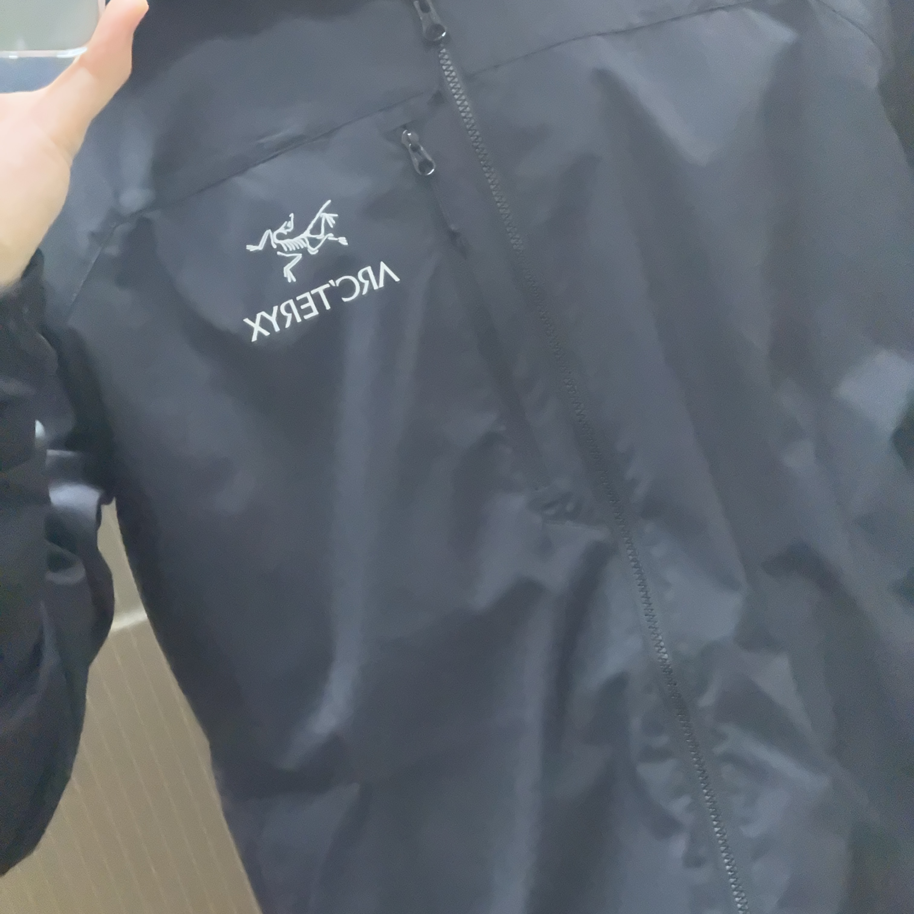 Arc'teryx Squamish Hoody Black 착용 스타일