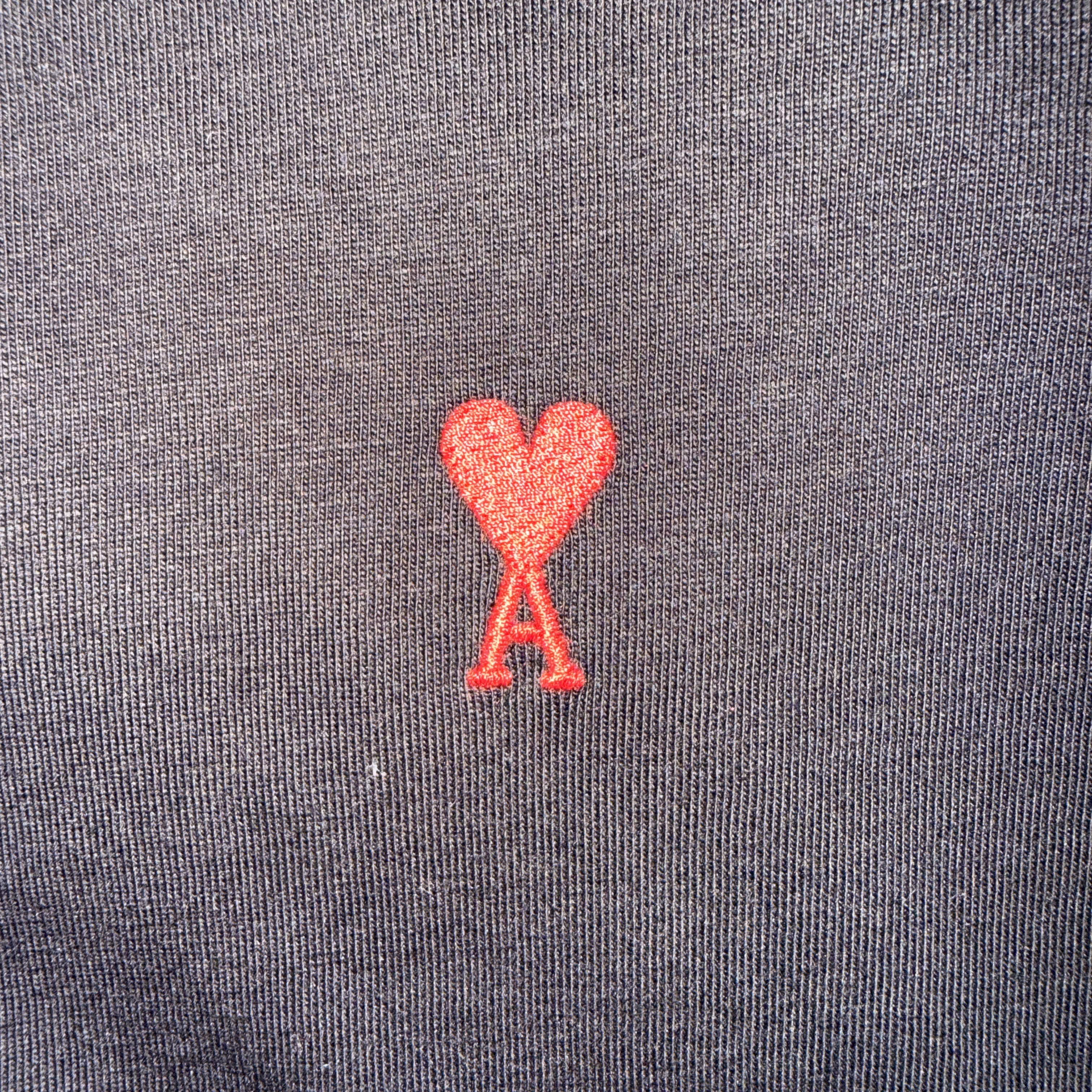 AMI de Coeur T-Shirt Black 착용 스타일 - 1