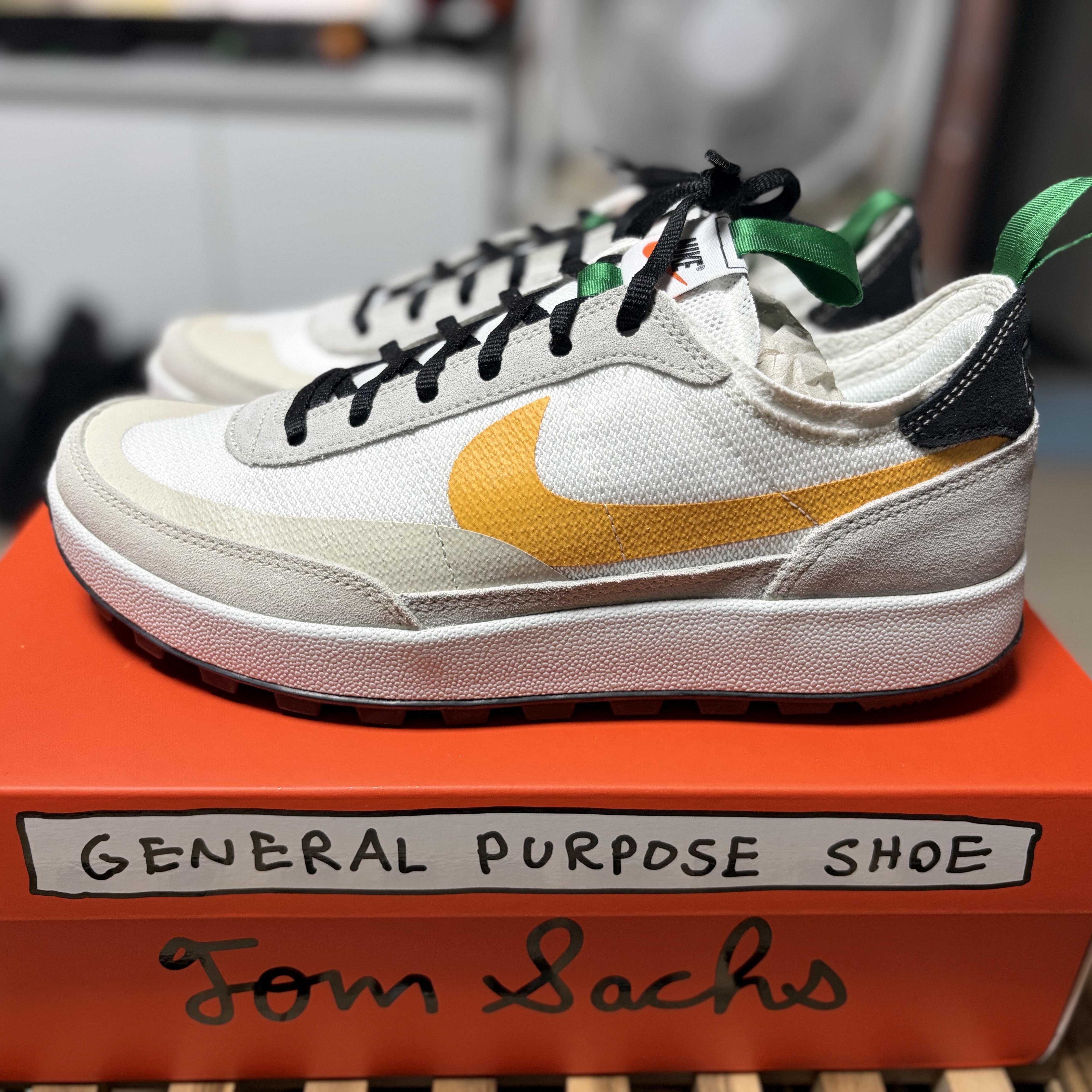 Nike x Tom Sachs General Purpose Shoe Pine Green University Gold 착용 스타일 - 1
