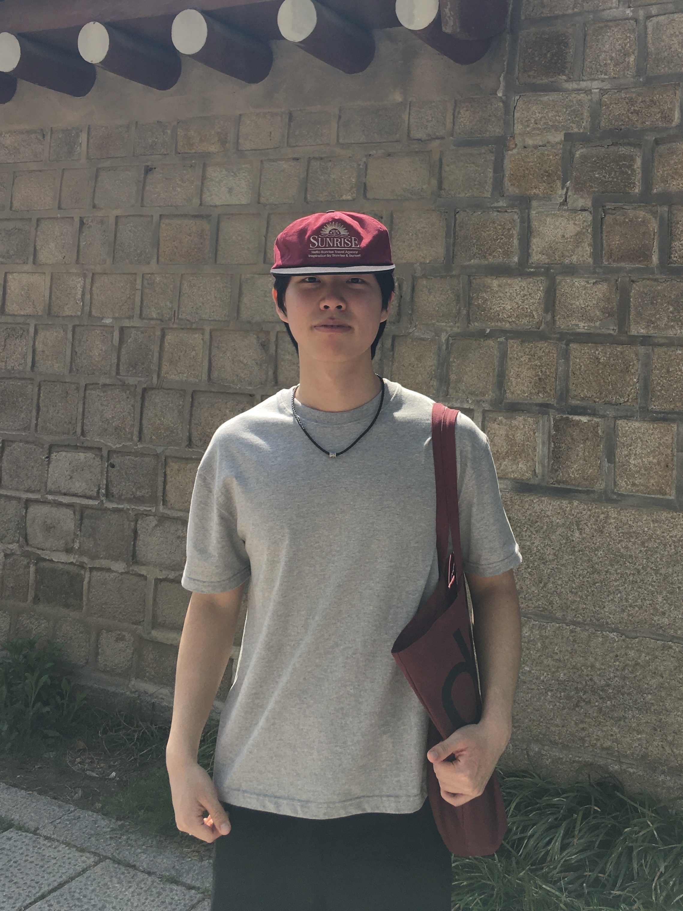 Hellodude Big Tote Bag Burgundy, GU Moccasin Shoes Black 착용 스타일 - 5