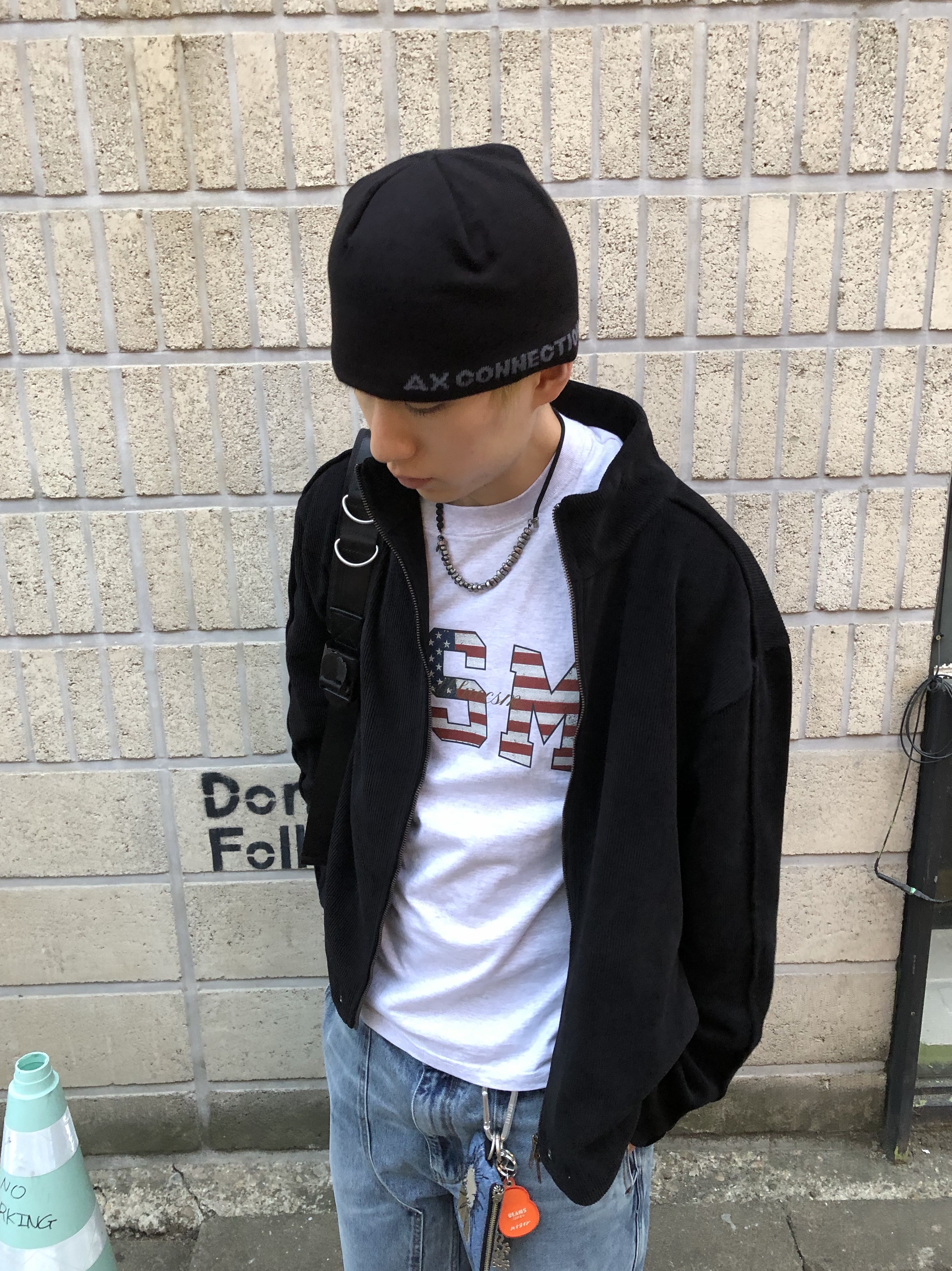 AX CONNECTION Compass Logo Beanie (Lightweight) 착용 스타일 - 4