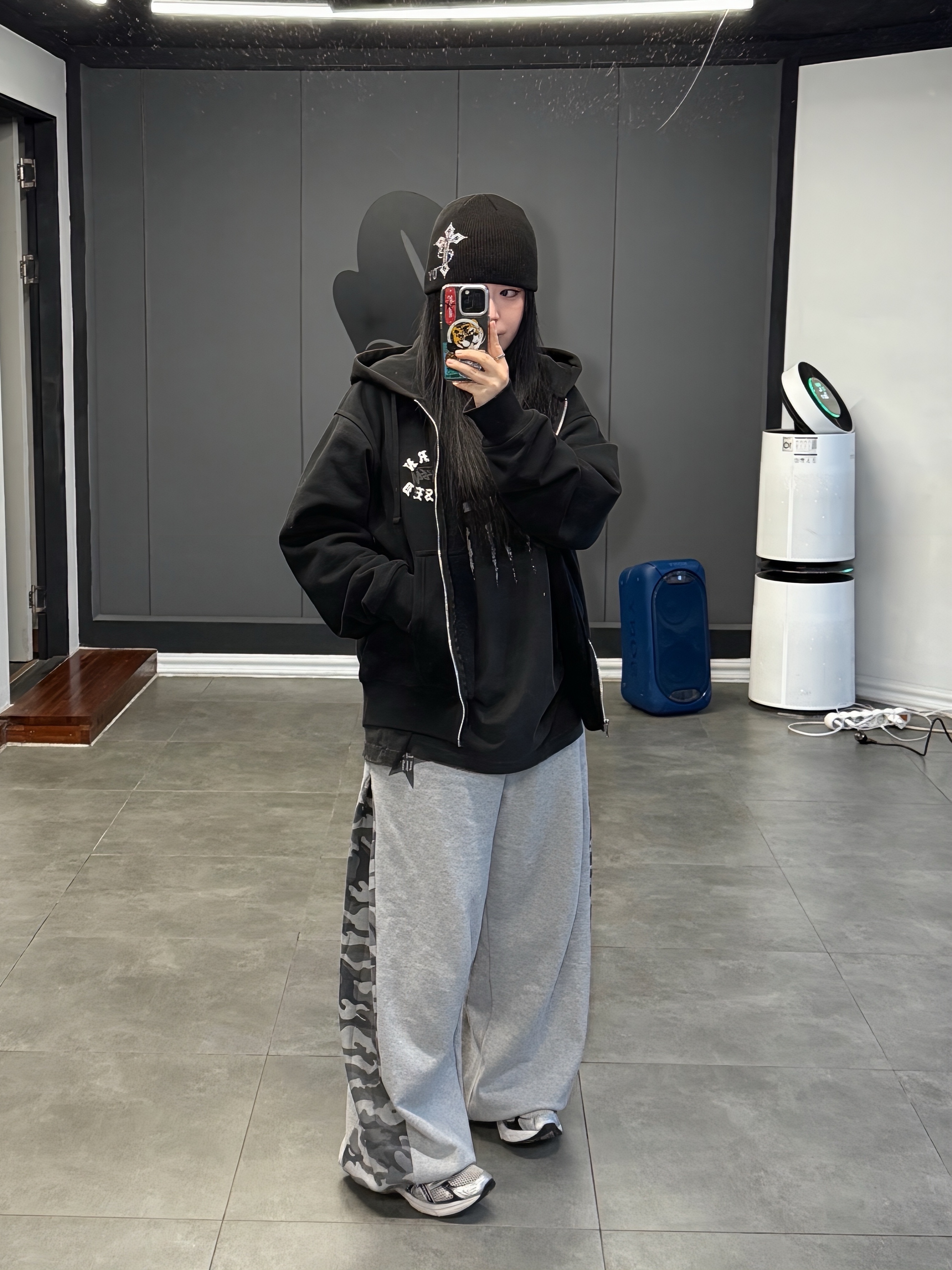 Stussy x Born X Raised Logo Zip Hoodie Black, Asics Gel-1130 White Black 착용 스타일