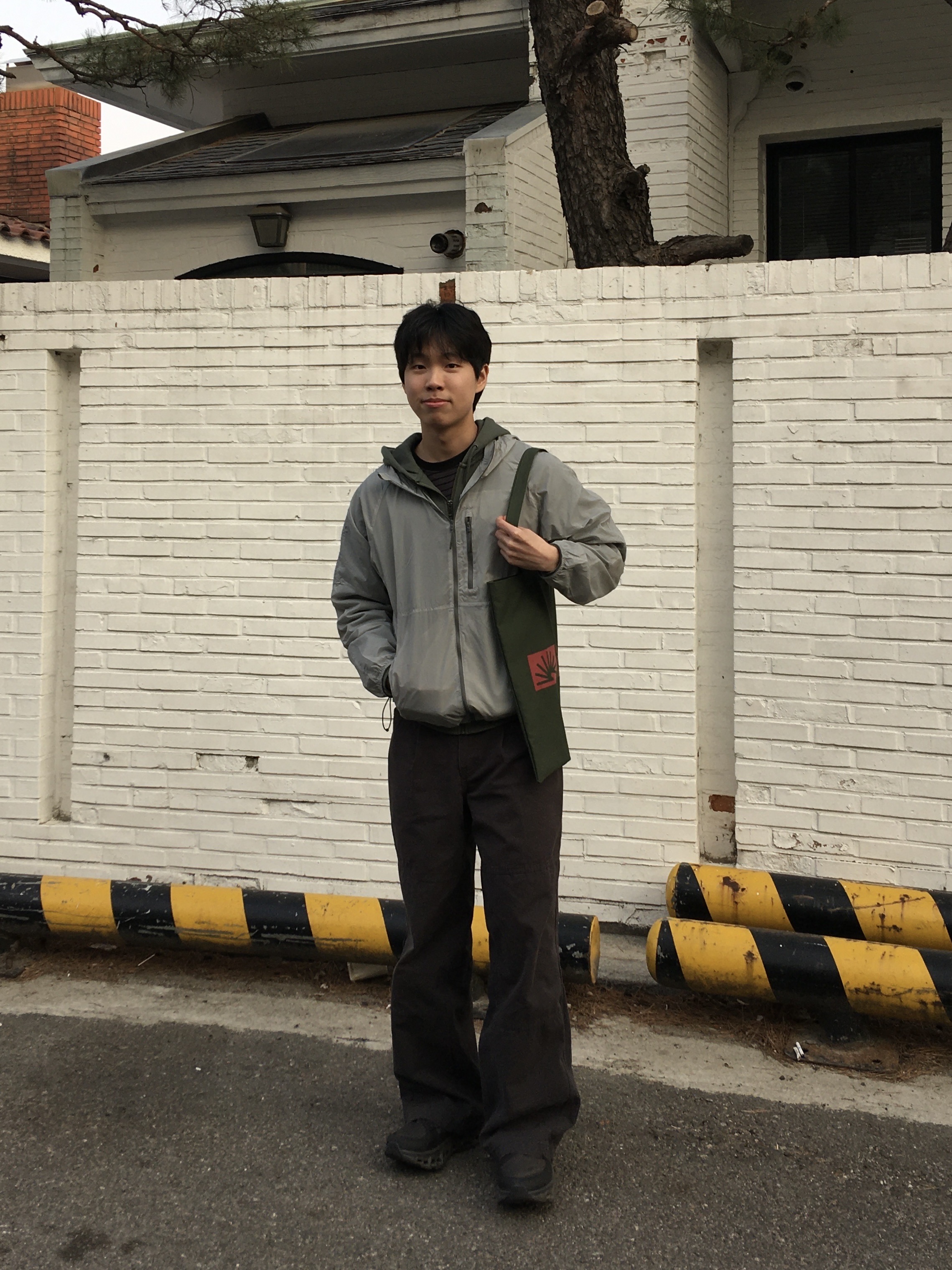 On Running x Post Archive Faction (Paf) Cloudmonster 2 Thorn Brown 착용 스타일 - 1