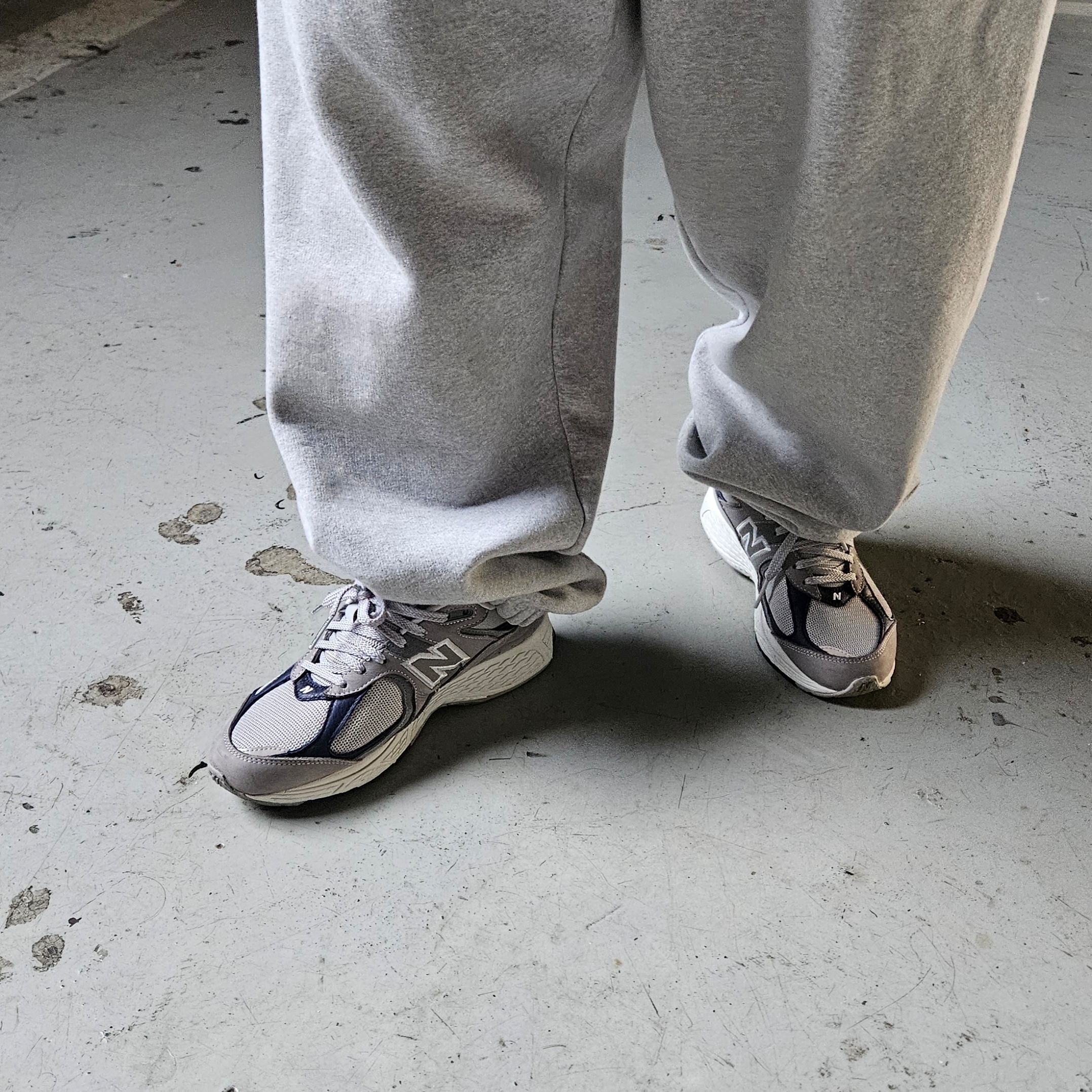 New Balance x Thisisneverthat 2002R 2022 Downtown Run 착용 스타일