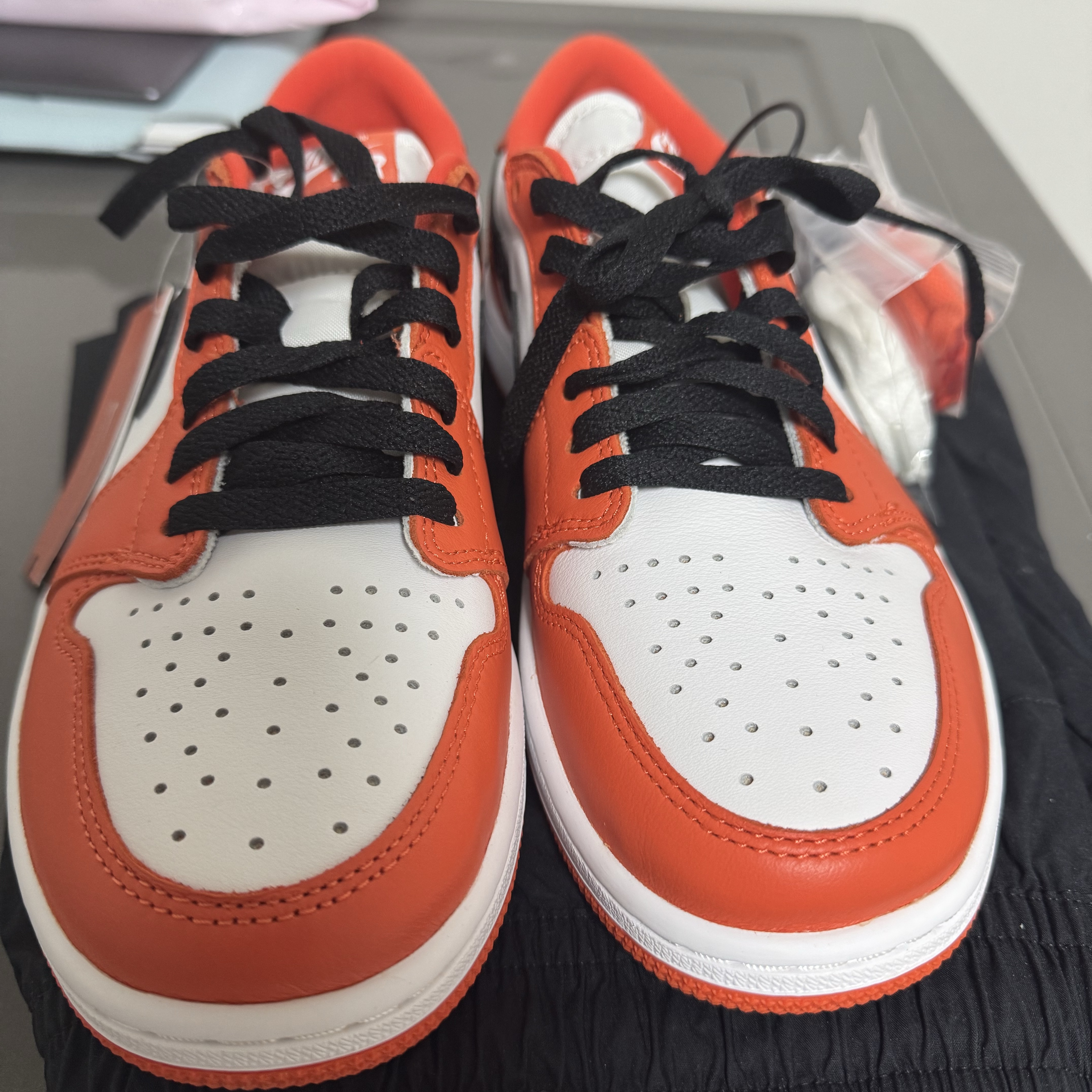 Jordan 1 Low OG Starfish 착용 스타일 - 5