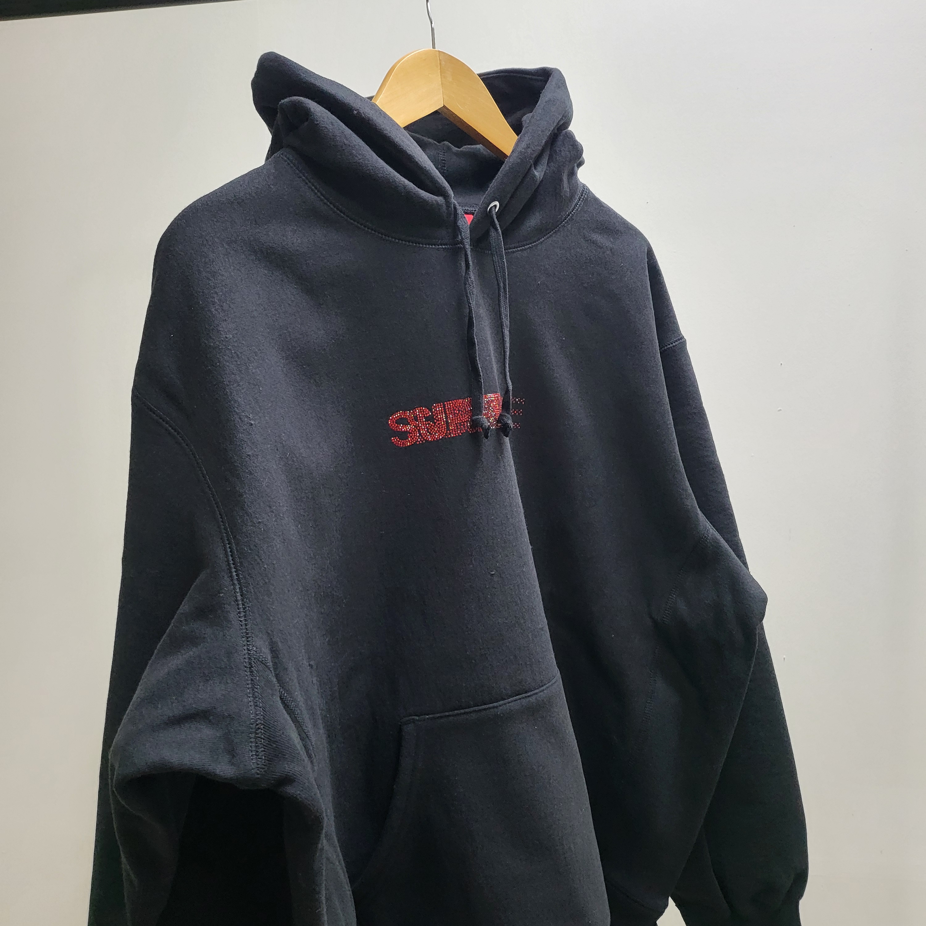 Supreme Swarovski Motion Logo Hooded Sweatshirt Black - 25FW 착용 스타일
