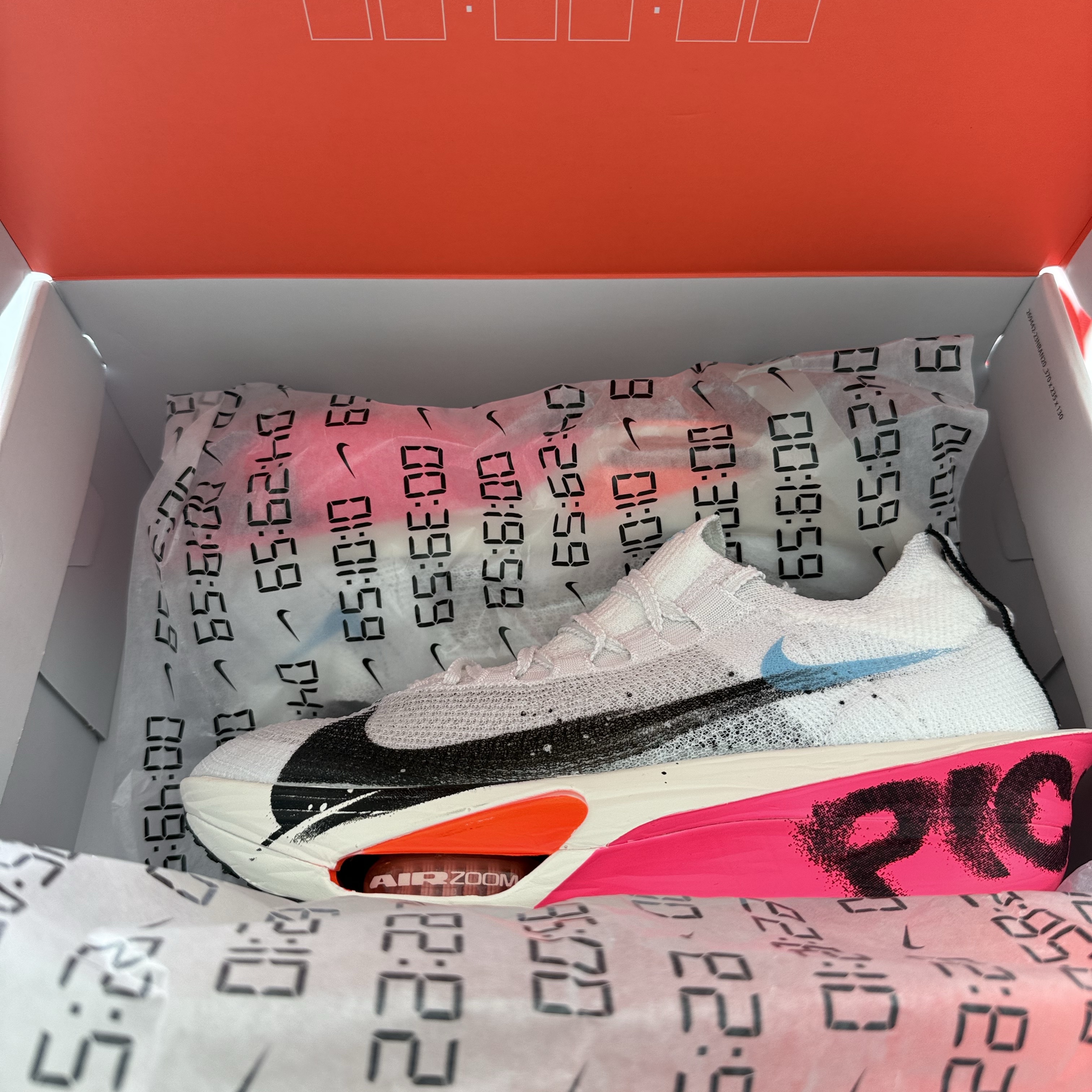 Nike Air Zoom Alphafly Next% 3 White Soft Pearl 착용 스타일 - 2