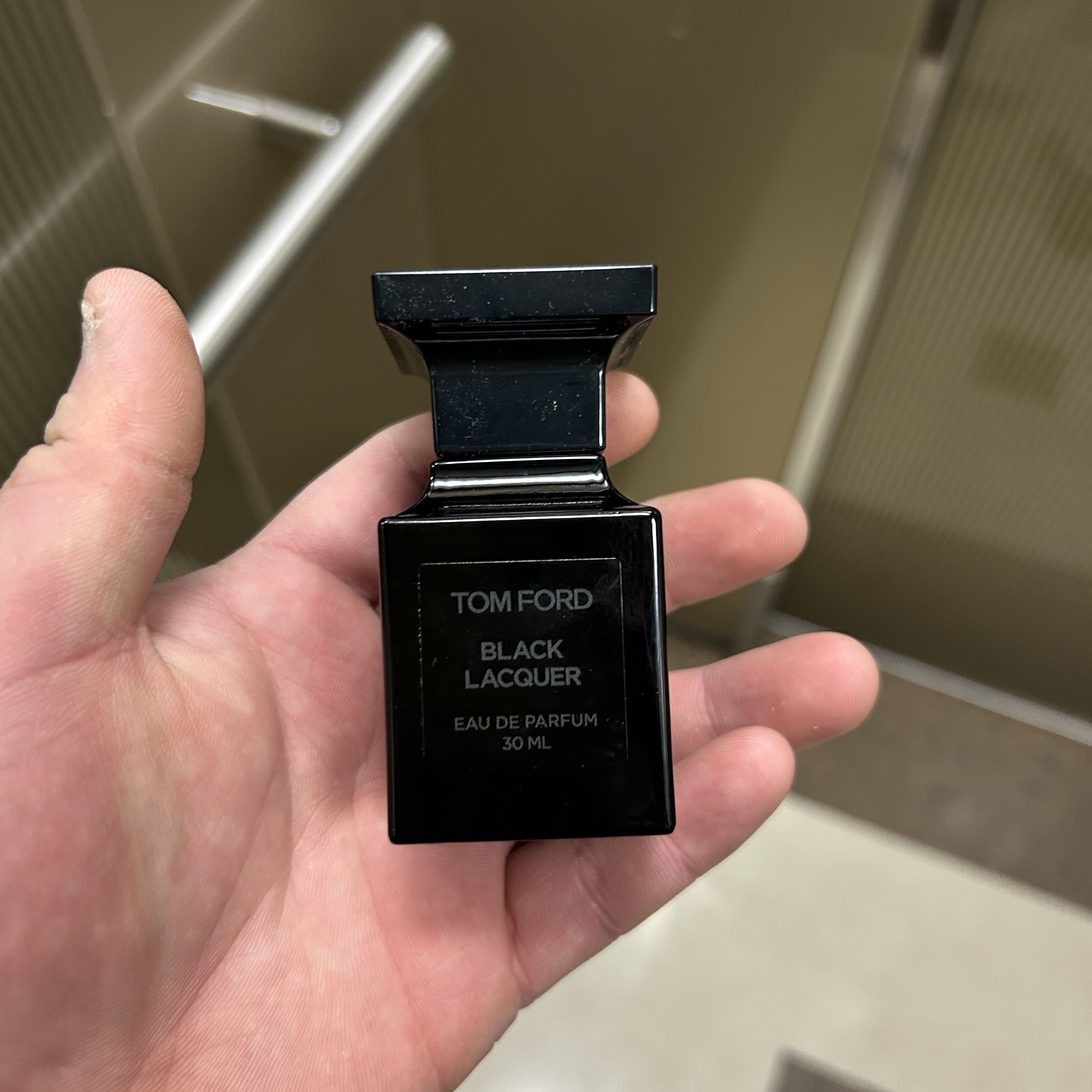 Tom Ford Black Lacquer Eau De Parfum 30ml 착용 스타일