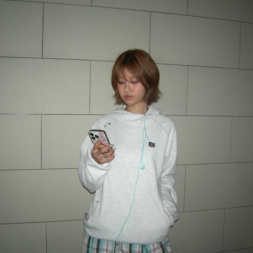 SPORT CHAMBER SC Waffle Ear-Open Hood T-shirt 1% Gray 착용 스타일 - 3