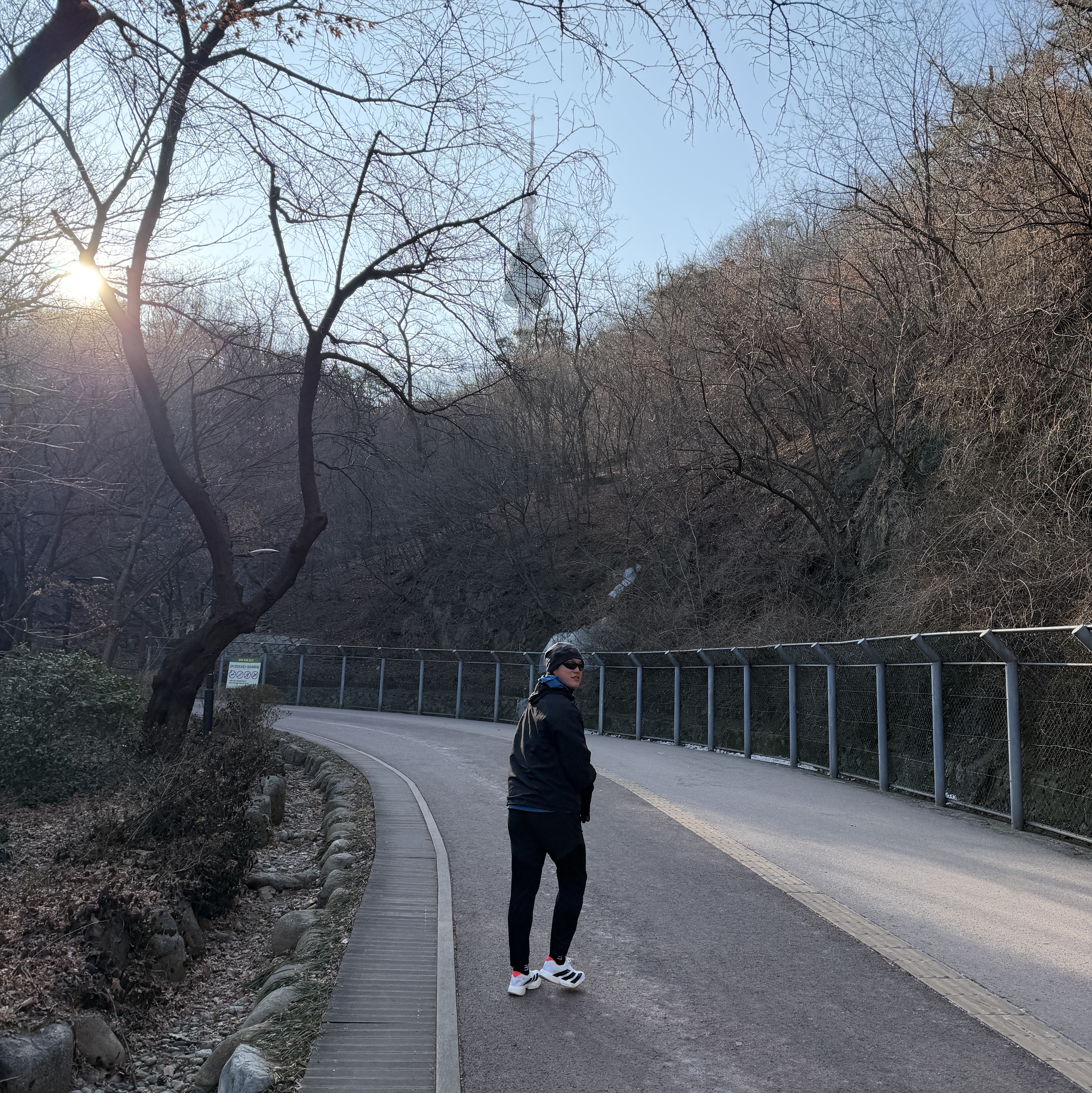 Rab Logo Beanie Anthracite Granite, Oakley Eye Jacket Redux Matte Black Frame Prizm Grey Lenses High Bridge Fit 착용 스타일