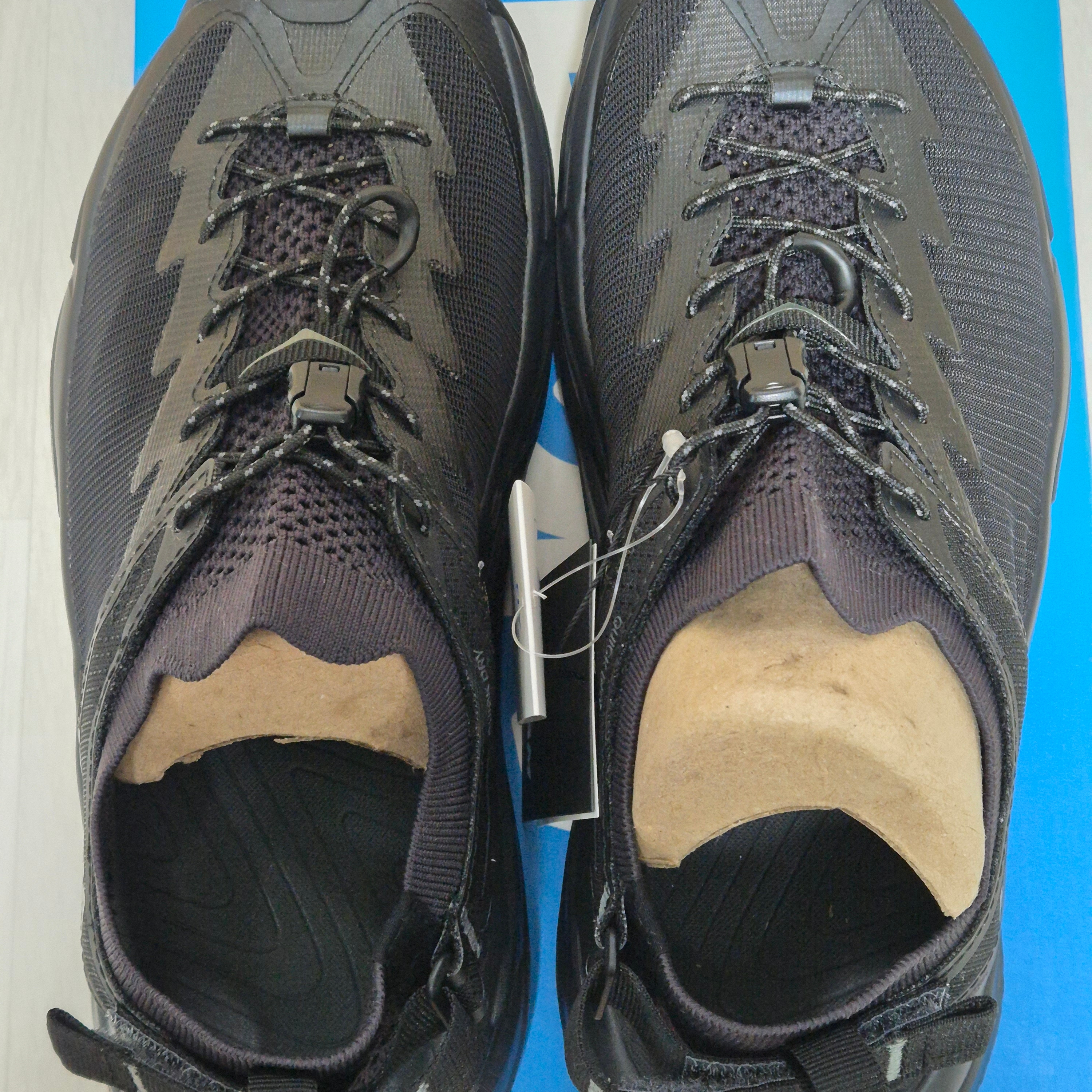 Hoka Hopara 2 Black Black - 26SS 착용 스타일 - 4