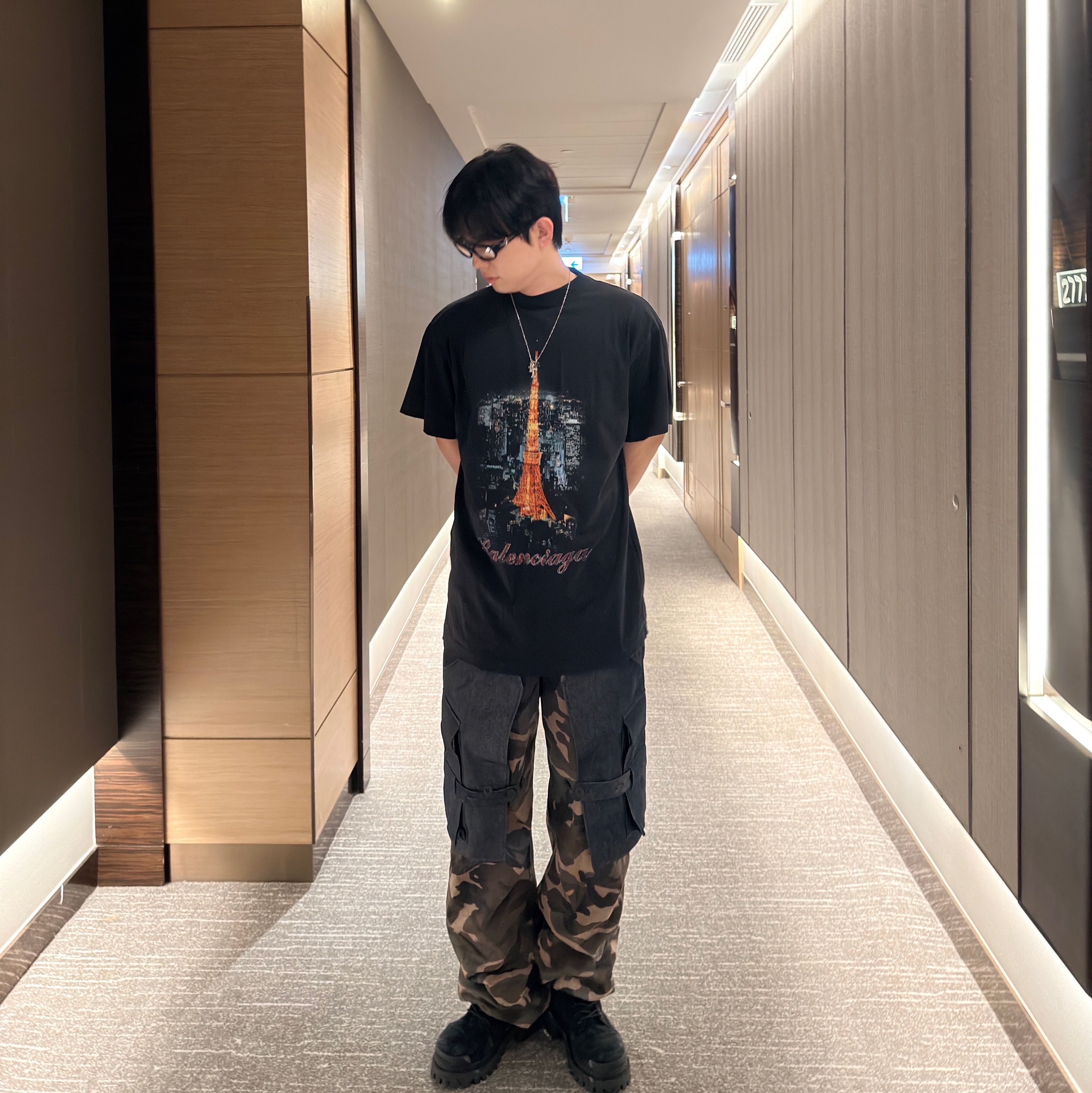 Balenciaga Combat Strike 20mm Boots Black, Gentle Monster Kafka 01 Black Clear 착용 스타일