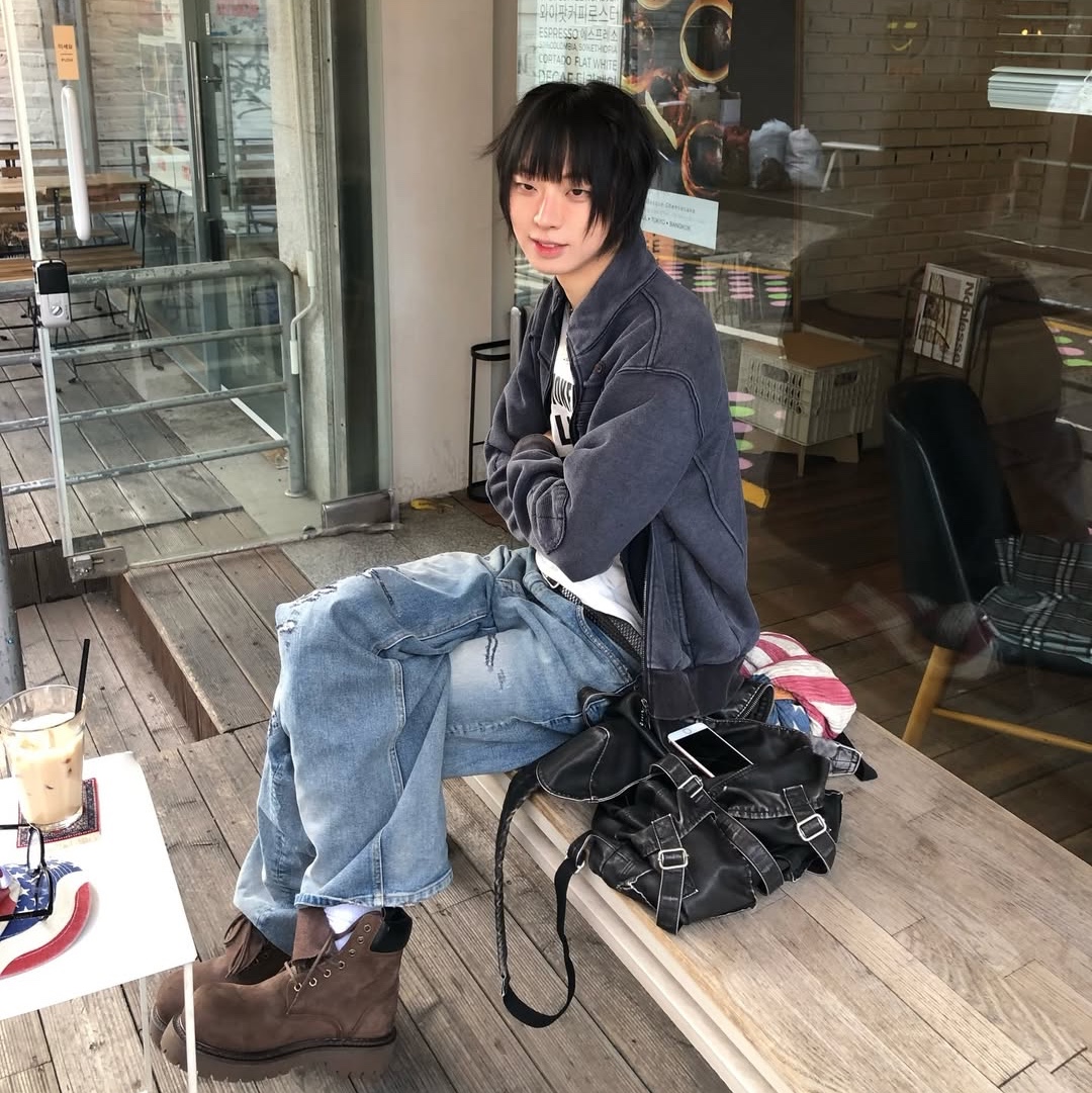 MAINBOOTH Field Combat Jacket NAVY 착용 스타일 - 2