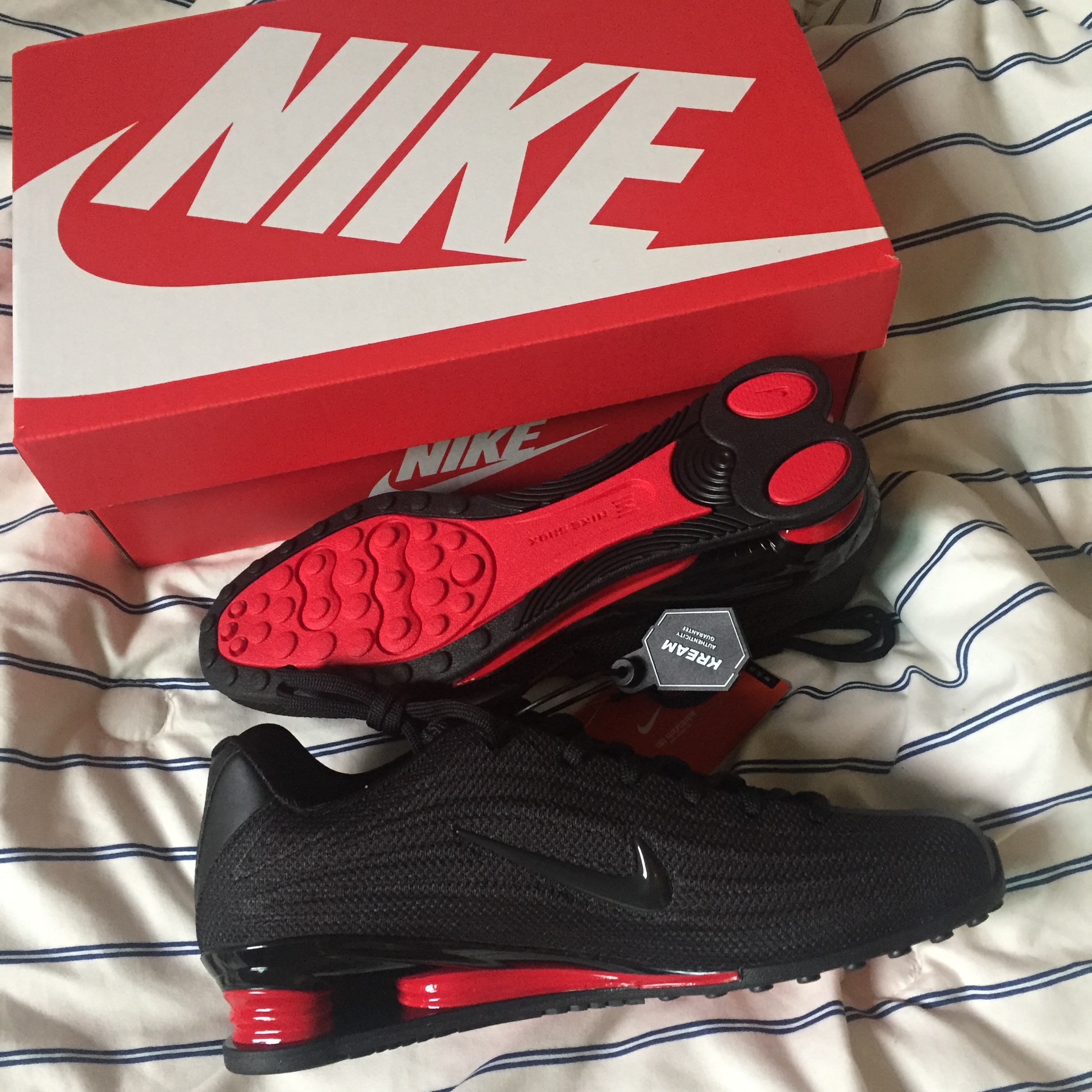 (W) Nike Shox Z Black University Red 착용 스타일
