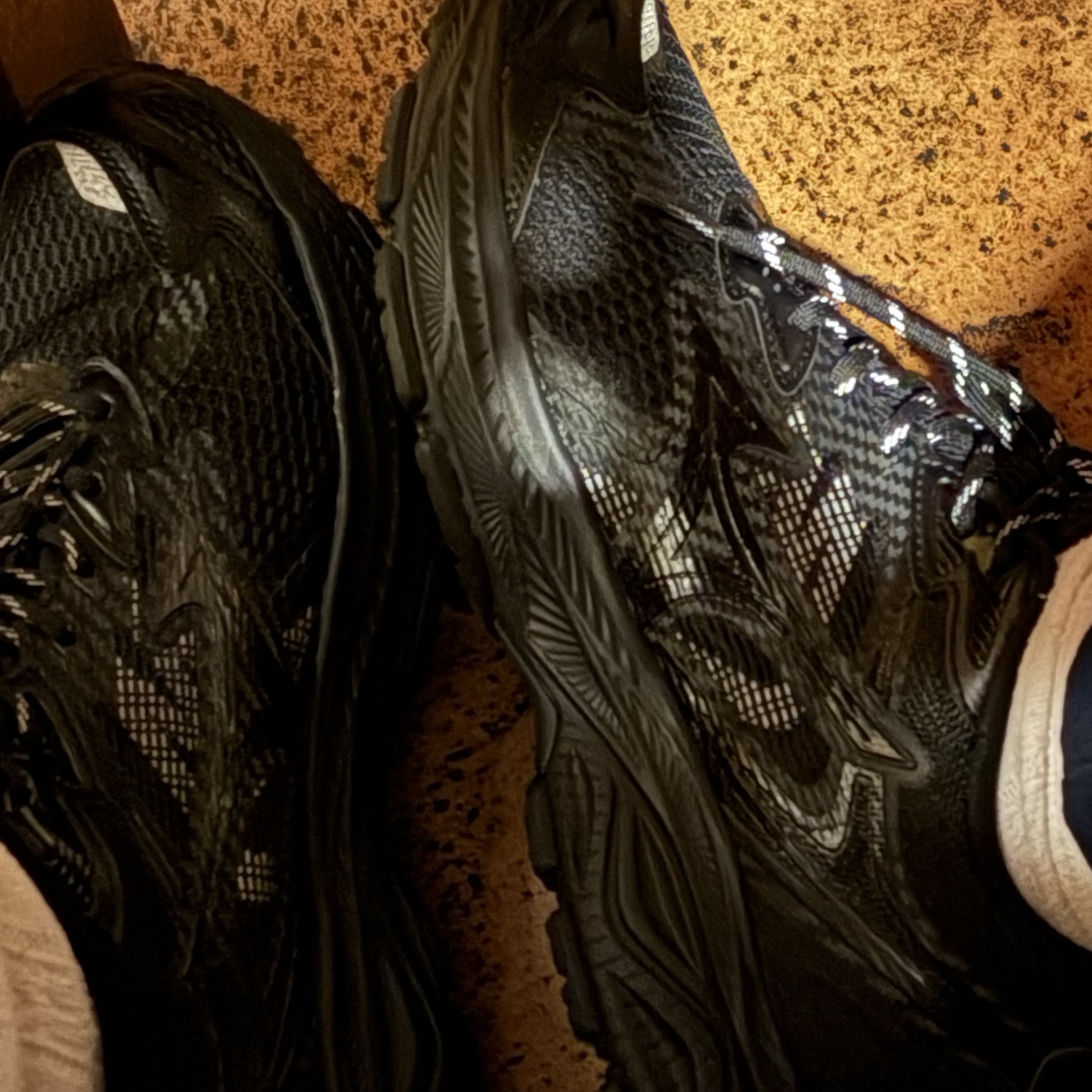 Mizuno Racer V2 Black 착용 스타일 - 2