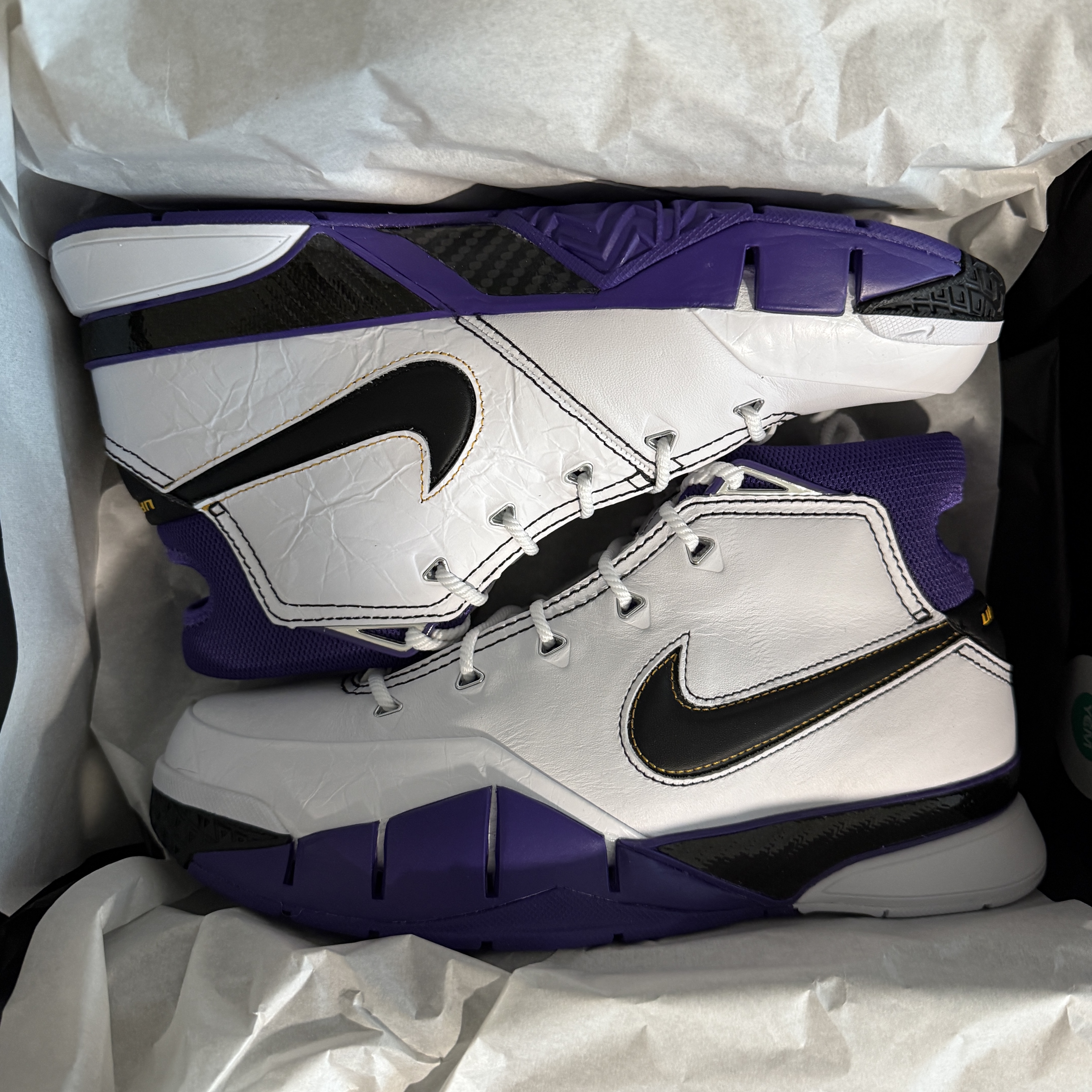 Nike Kobe 1 Protro 81 Pt Game White Black 착용 스타일